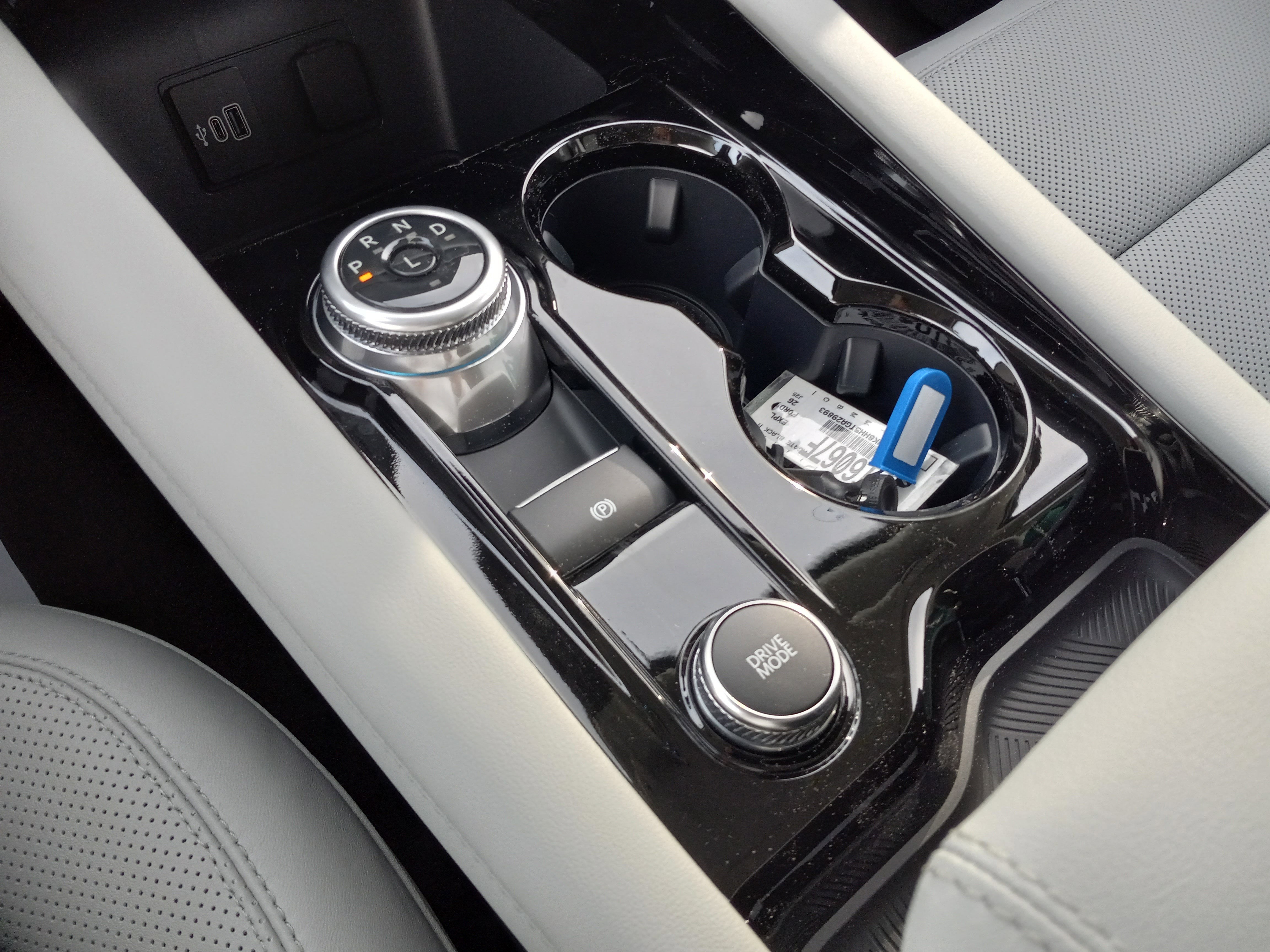 2026 Ford Explorer Platinum 4WD