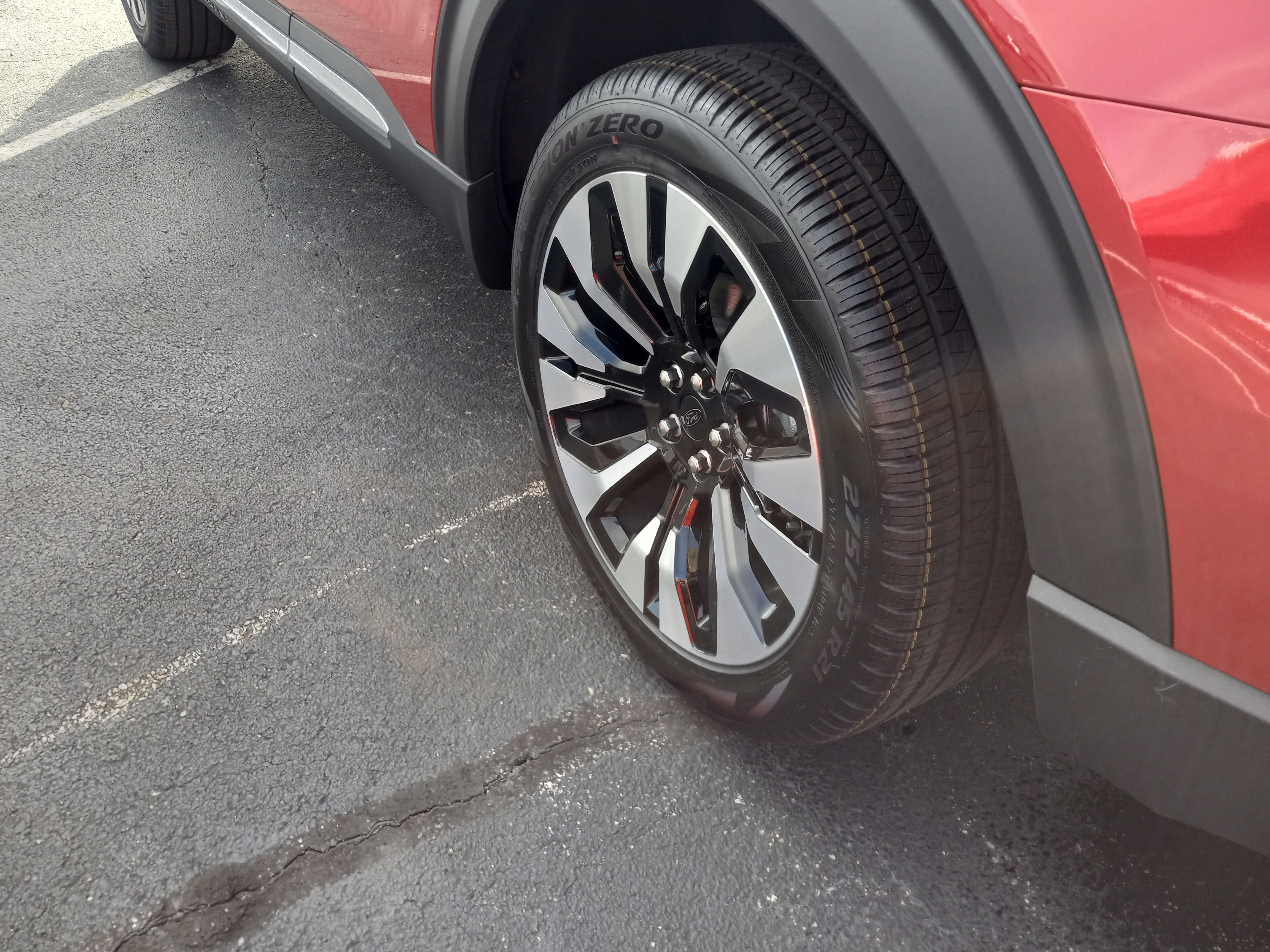 2026 Ford Explorer Platinum 4WD