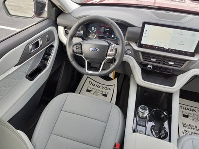 2026 Ford Explorer Platinum 4WD