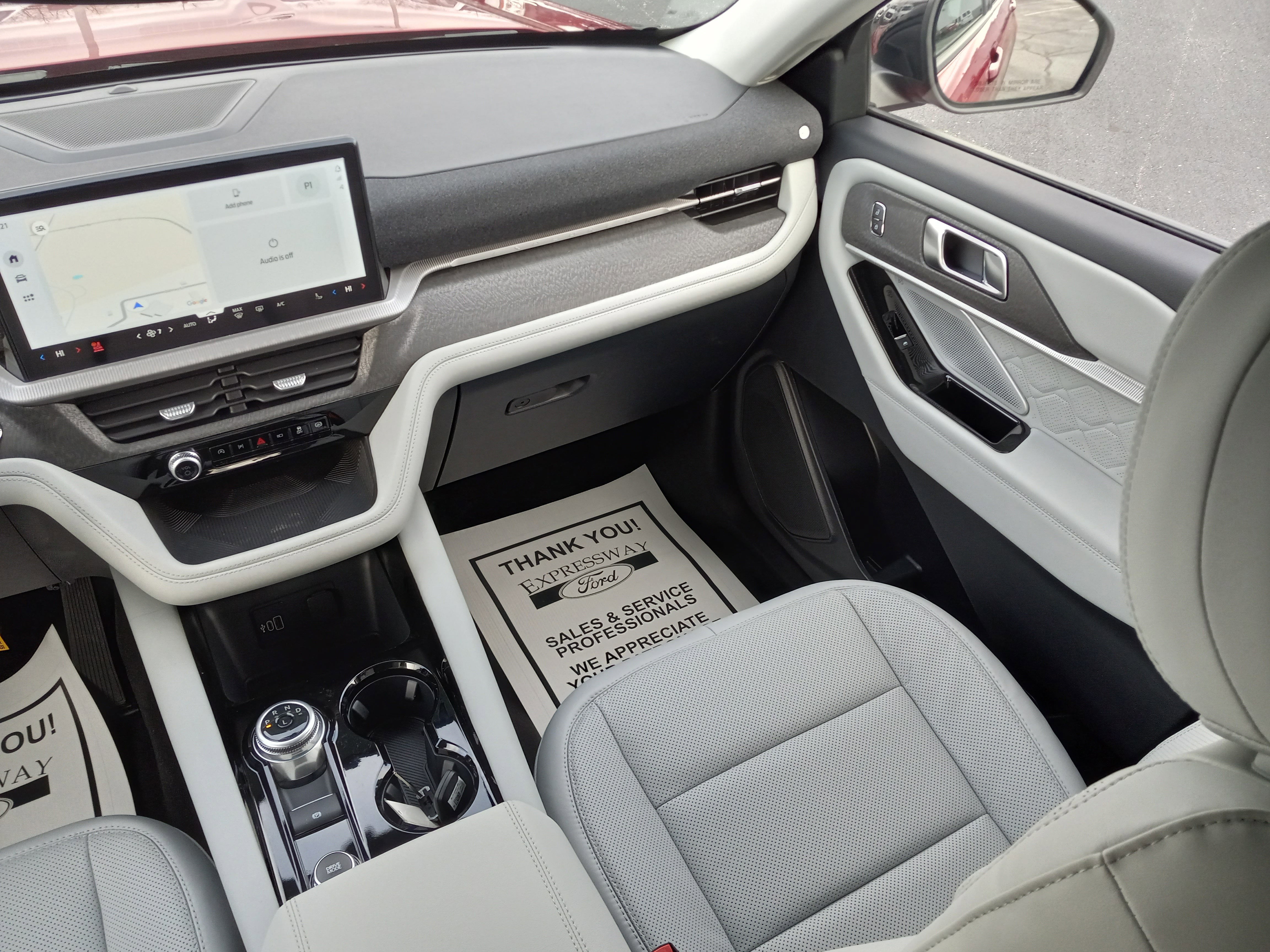 2026 Ford Explorer Platinum 4WD