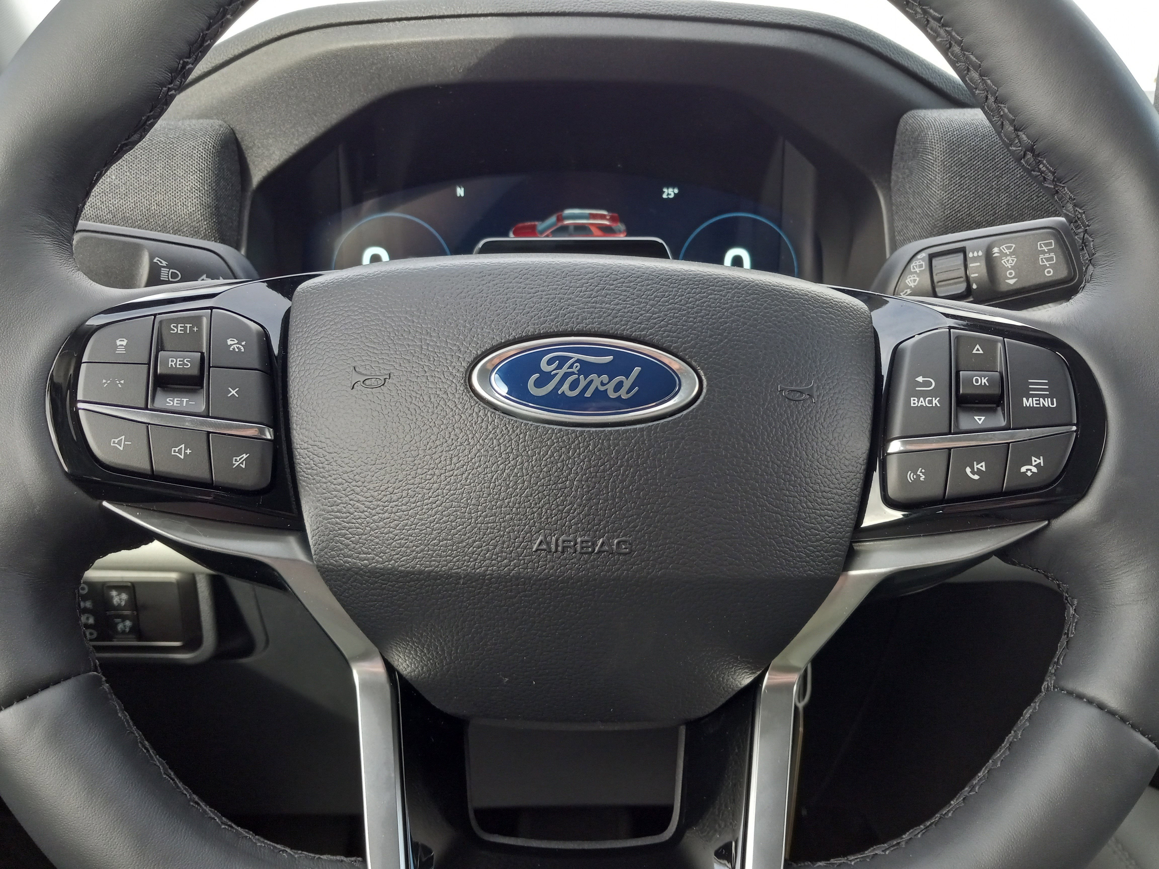 2026 Ford Explorer Platinum 4WD