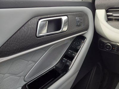 2026 Ford Explorer Platinum 4WD