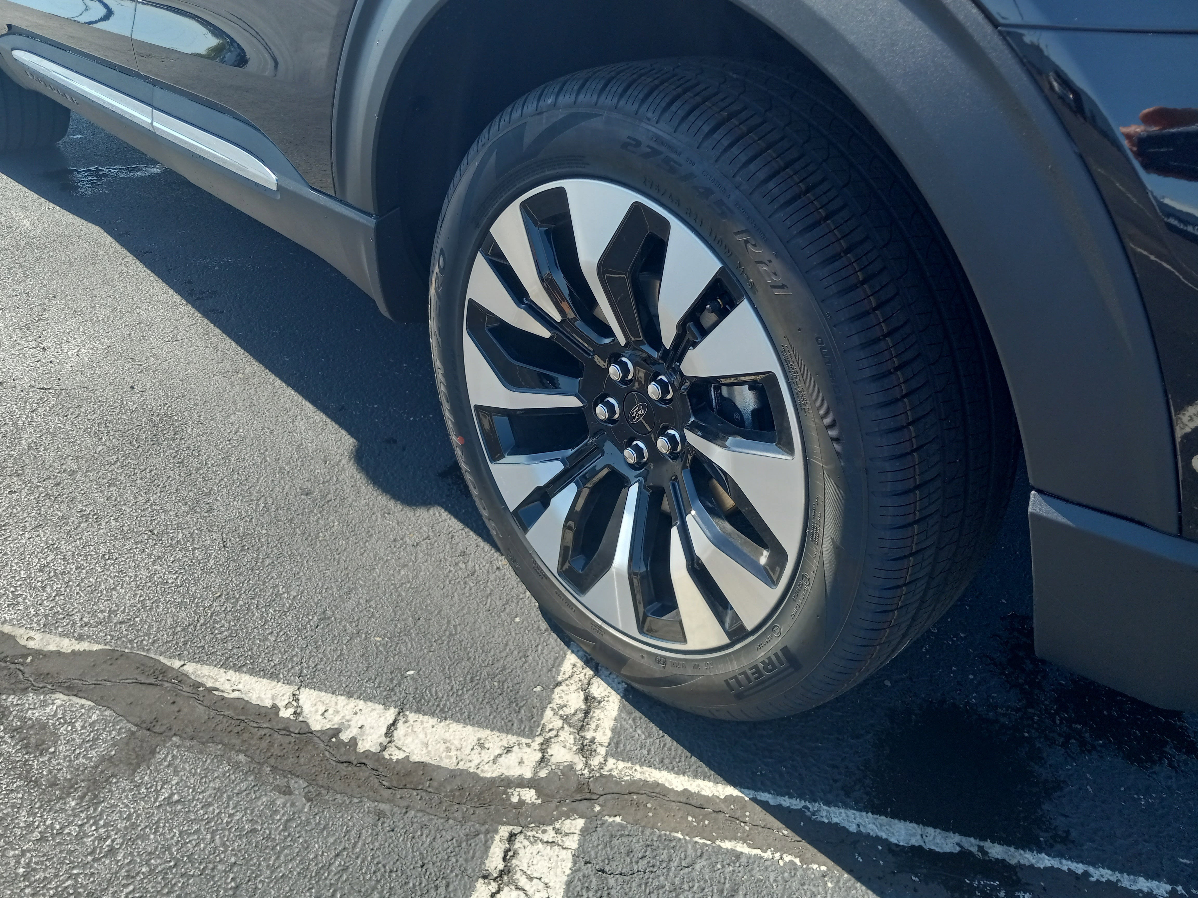 2026 Ford Explorer Platinum 4WD