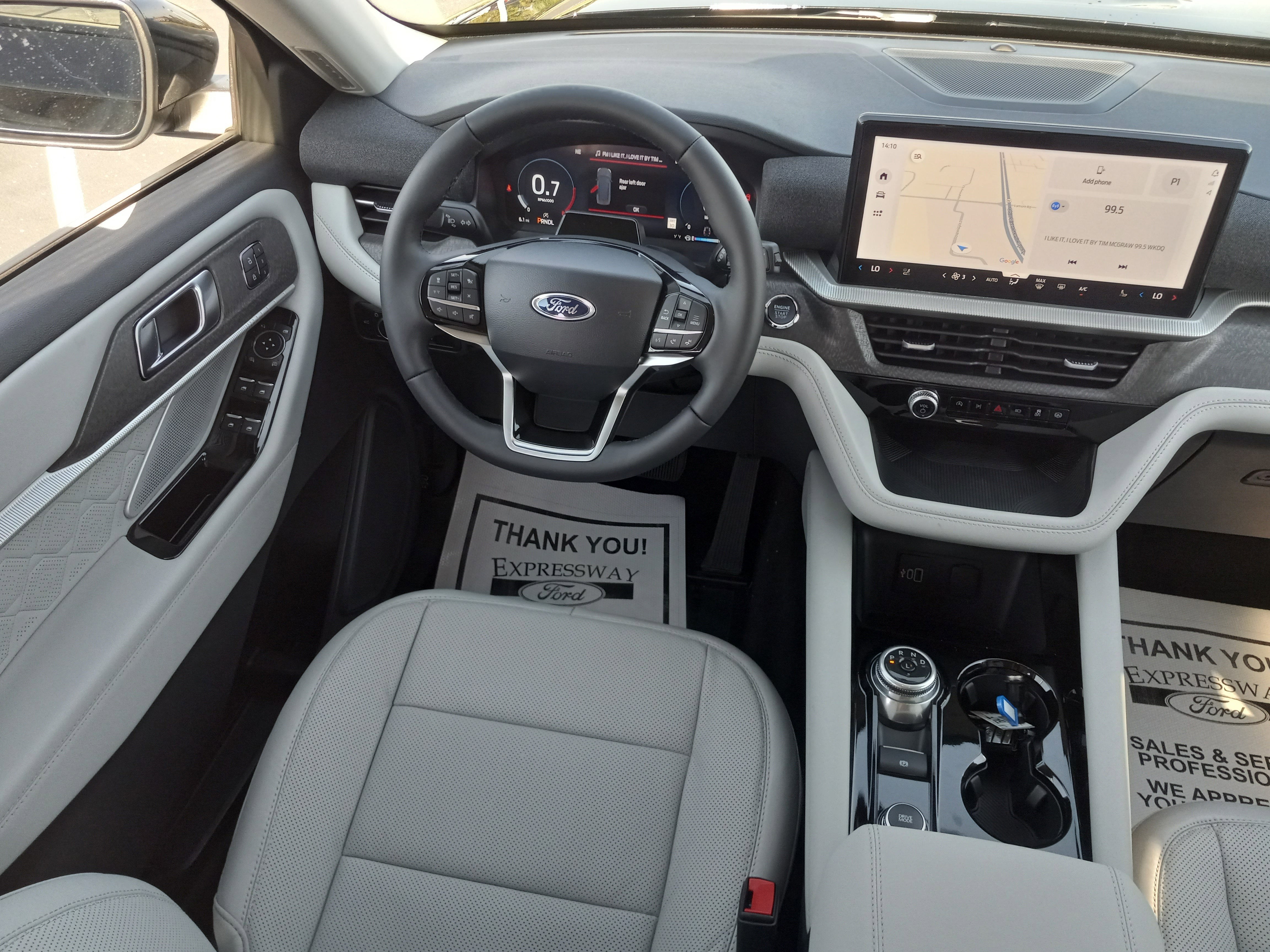 2026 Ford Explorer Platinum 4WD