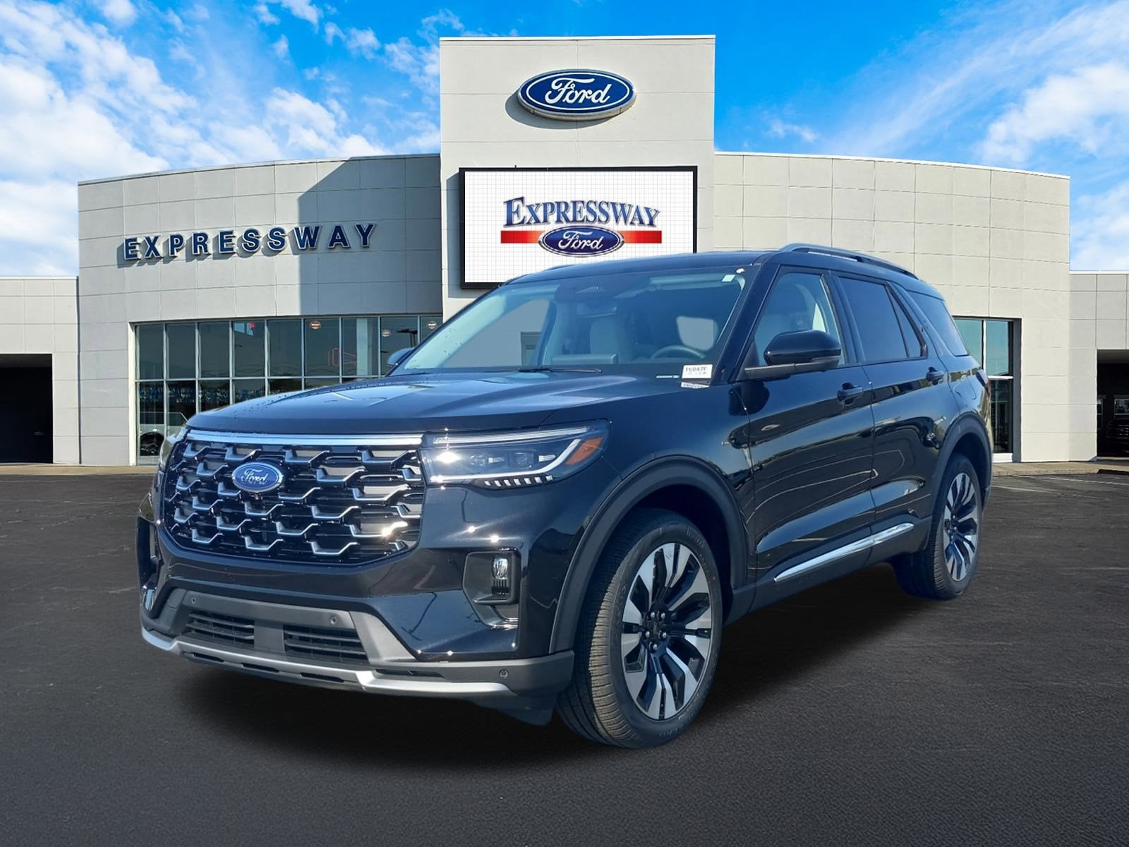 2026 Ford Explorer Platinum 4WD