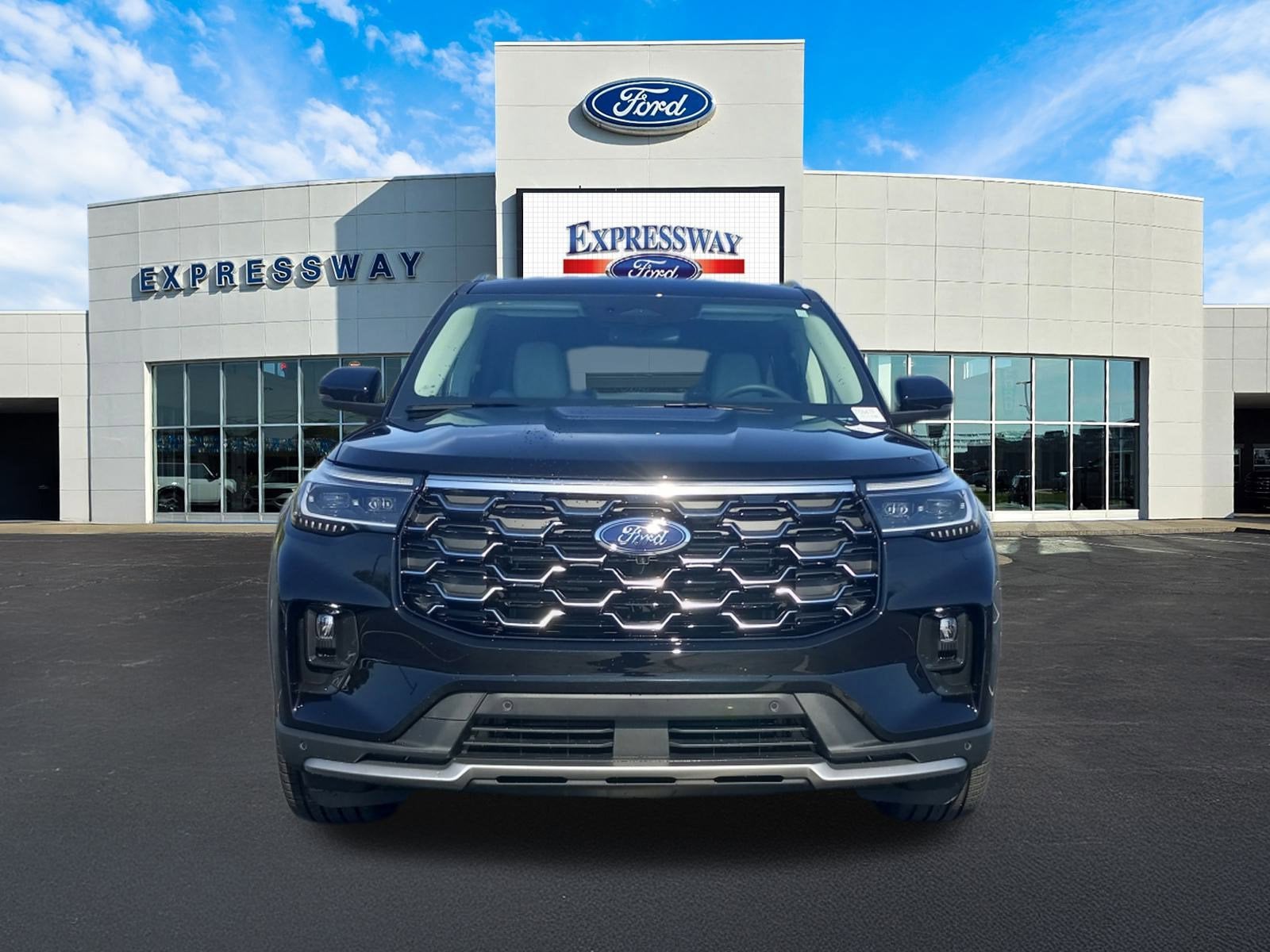 2026 Ford Explorer Platinum 4WD