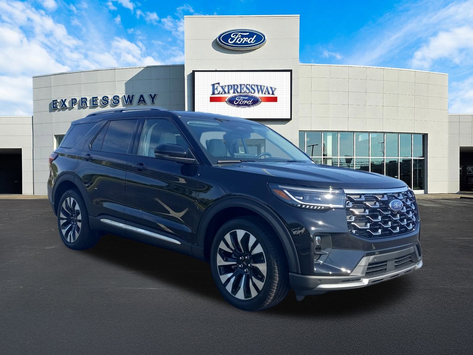 2026 Ford Explorer Platinum 4WD