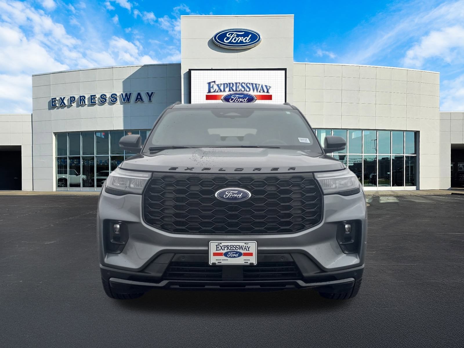 2025 Ford Explorer ST-Line