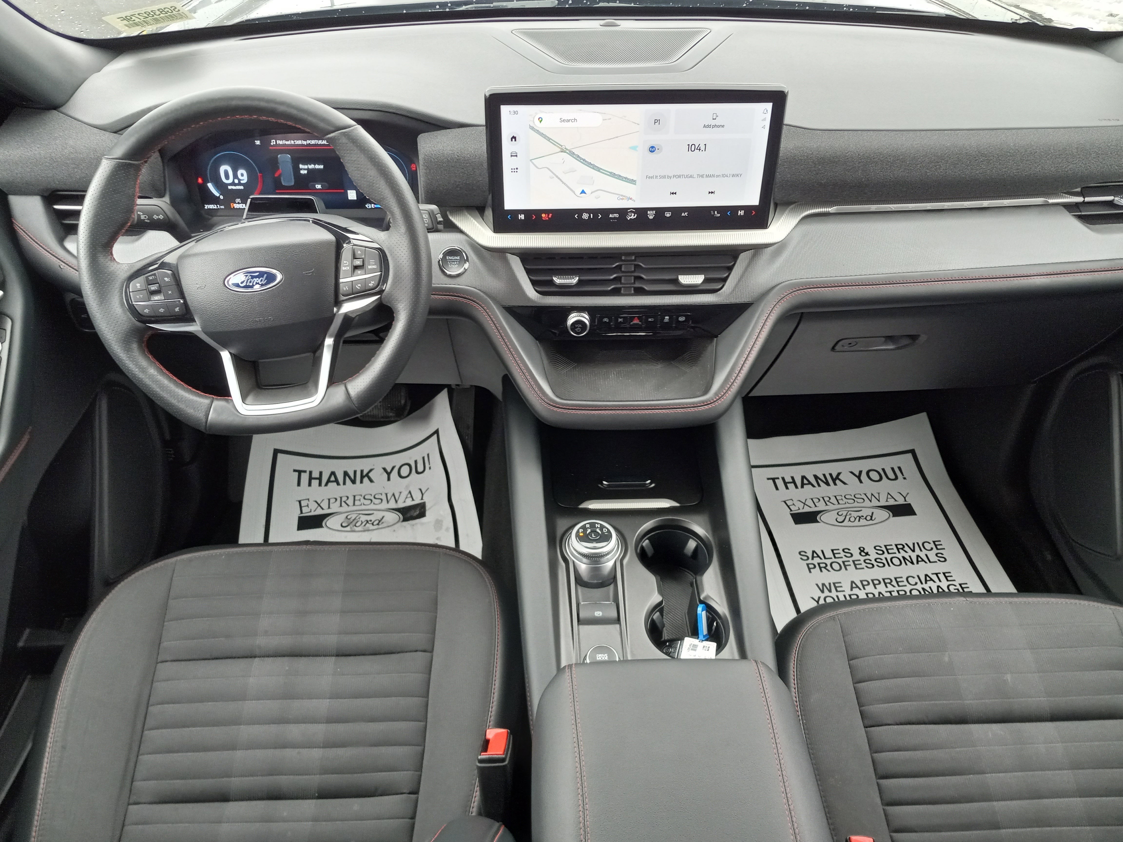 2025 Ford Explorer ST-Line