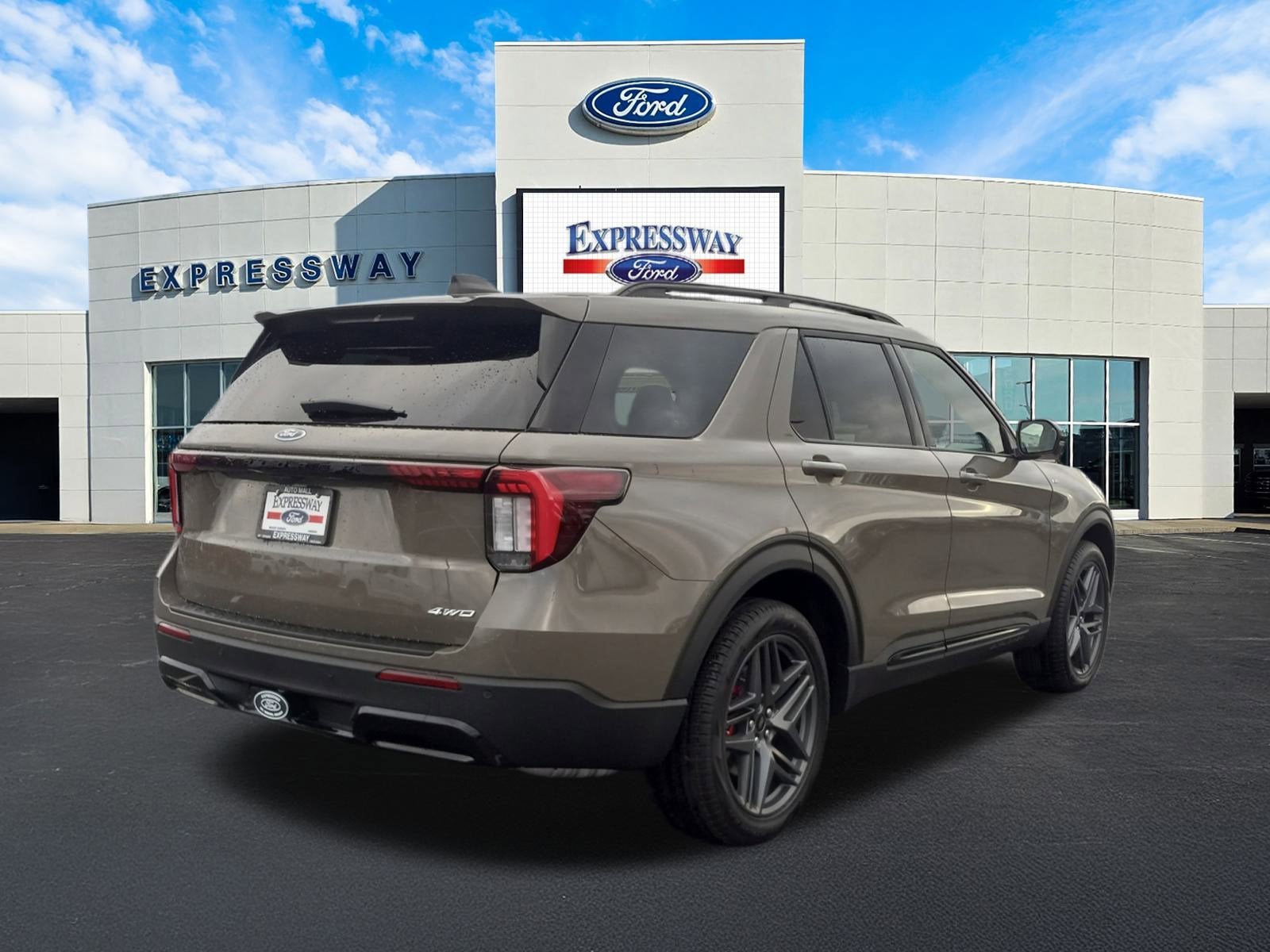2026 Ford Explorer ST-Line 4WD