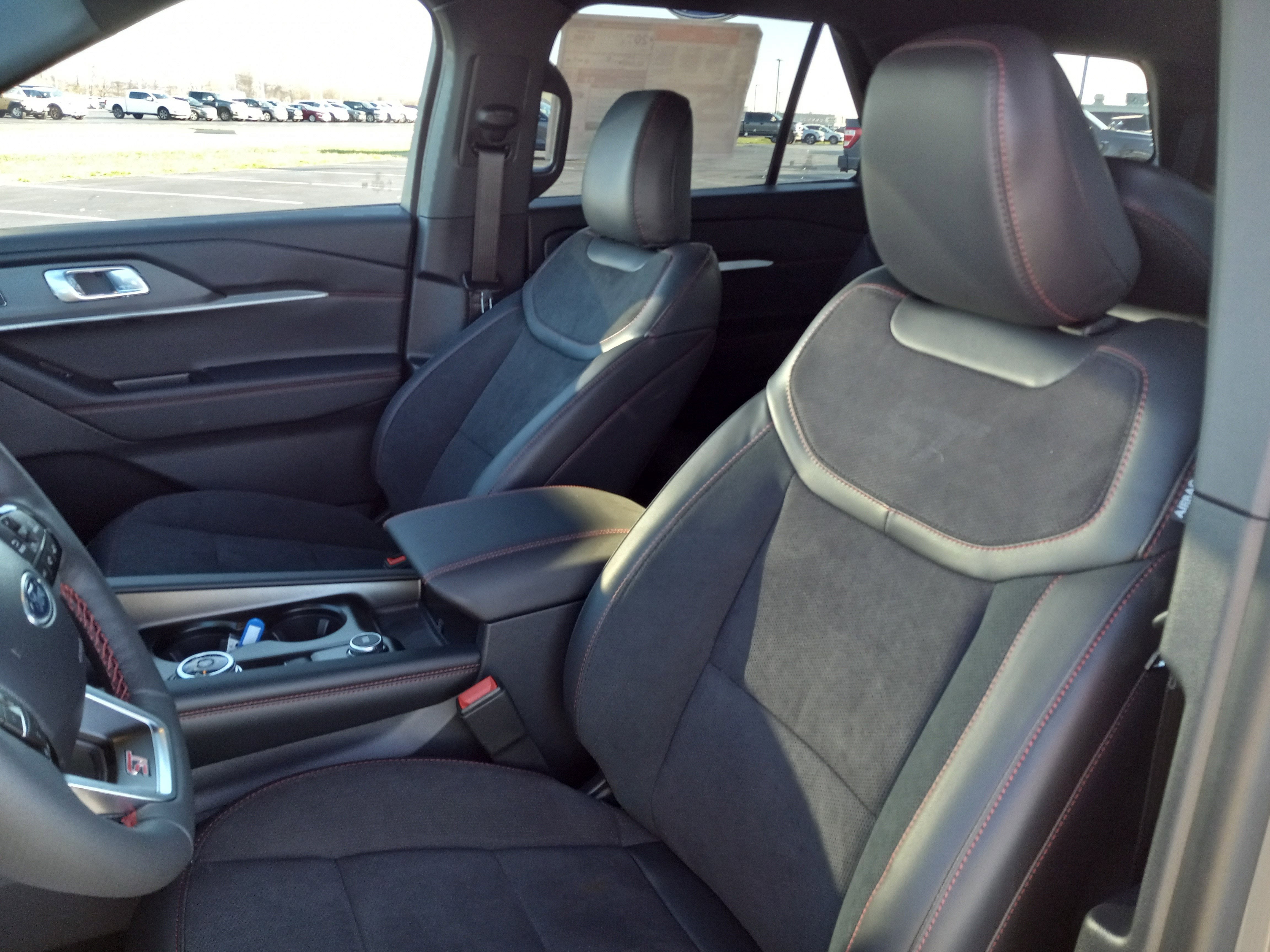 2026 Ford Explorer ST 4WD