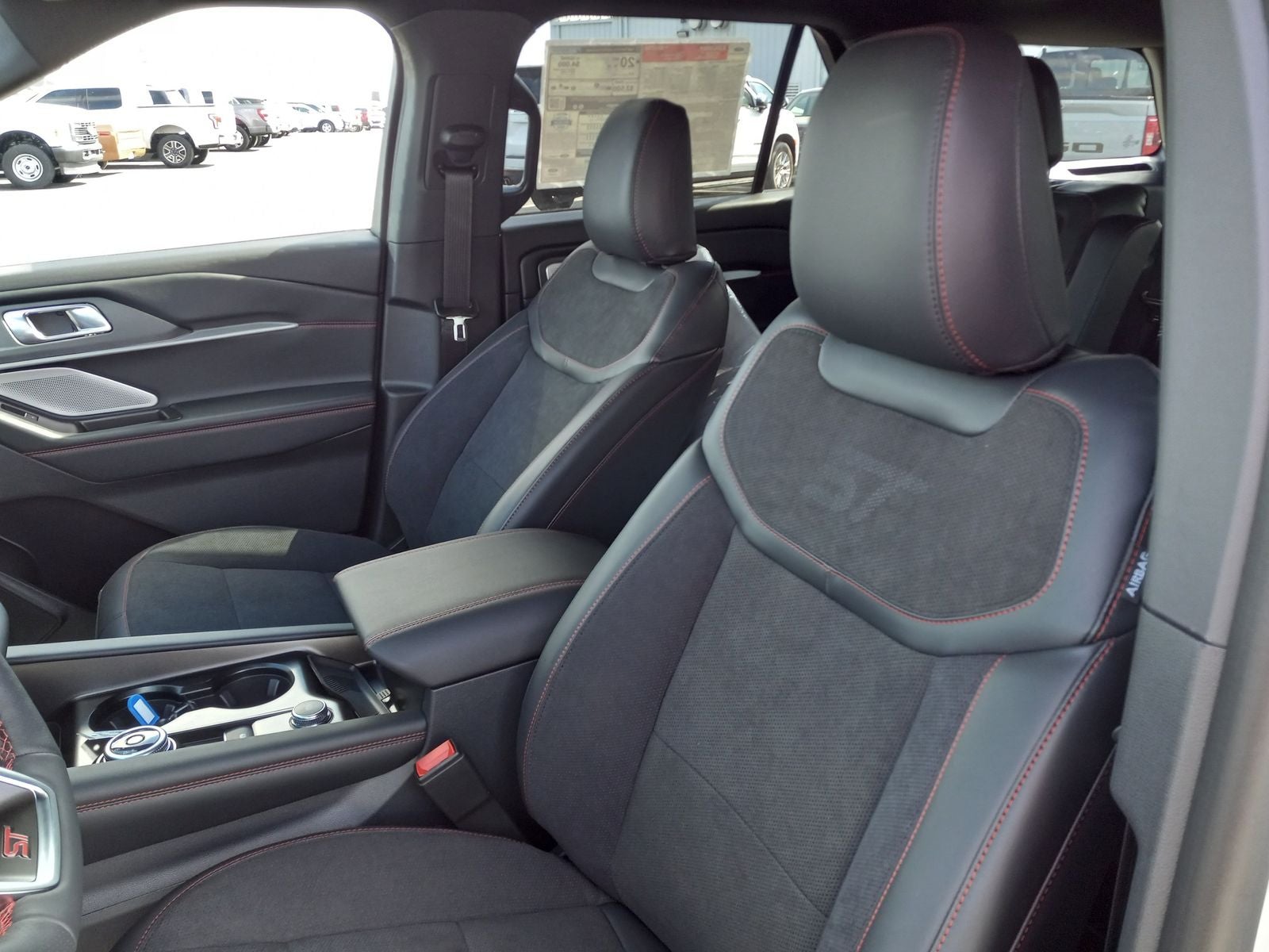 2026 Ford Explorer ST 4WD