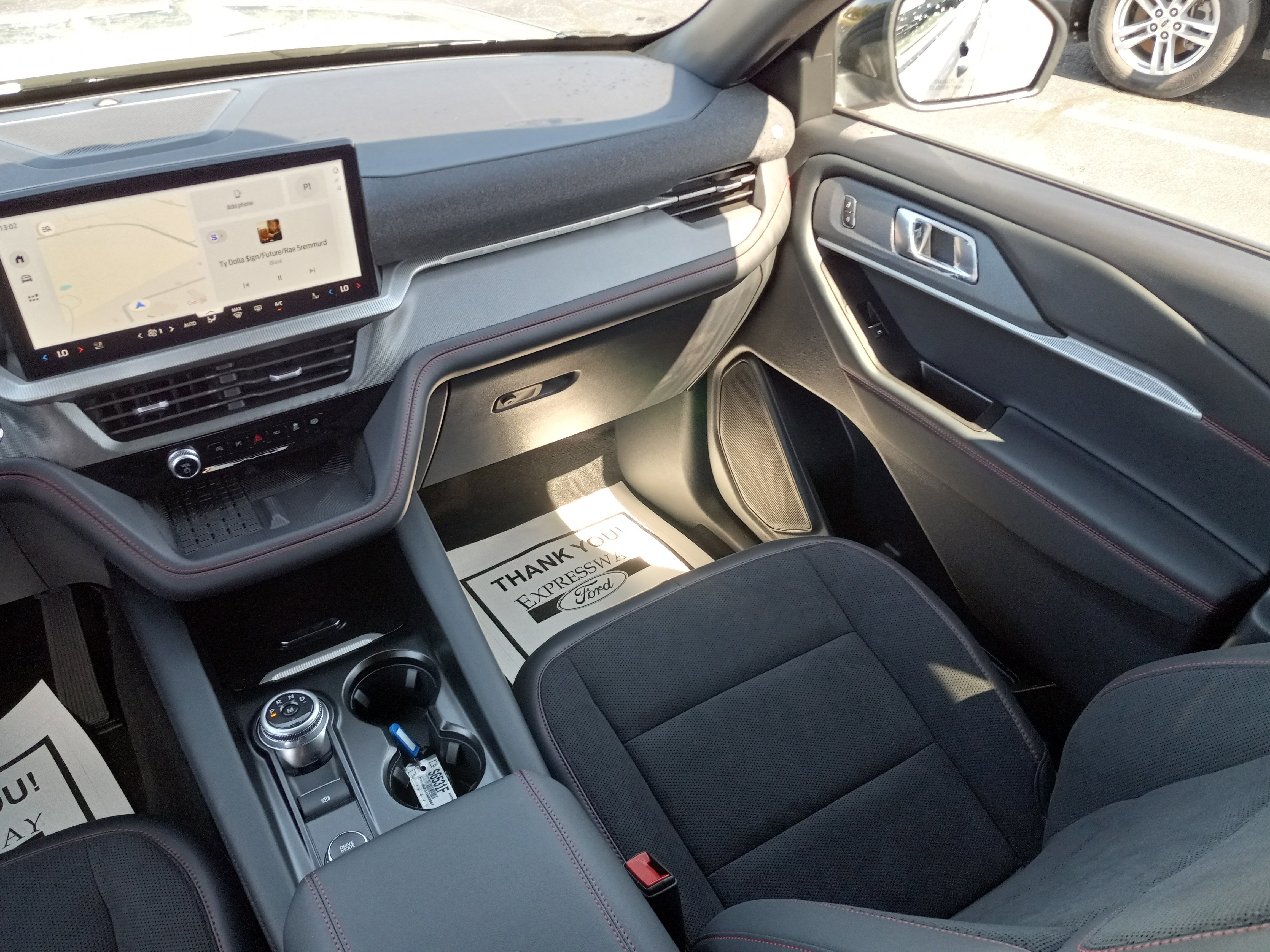 2025 Ford Explorer ST 4WD