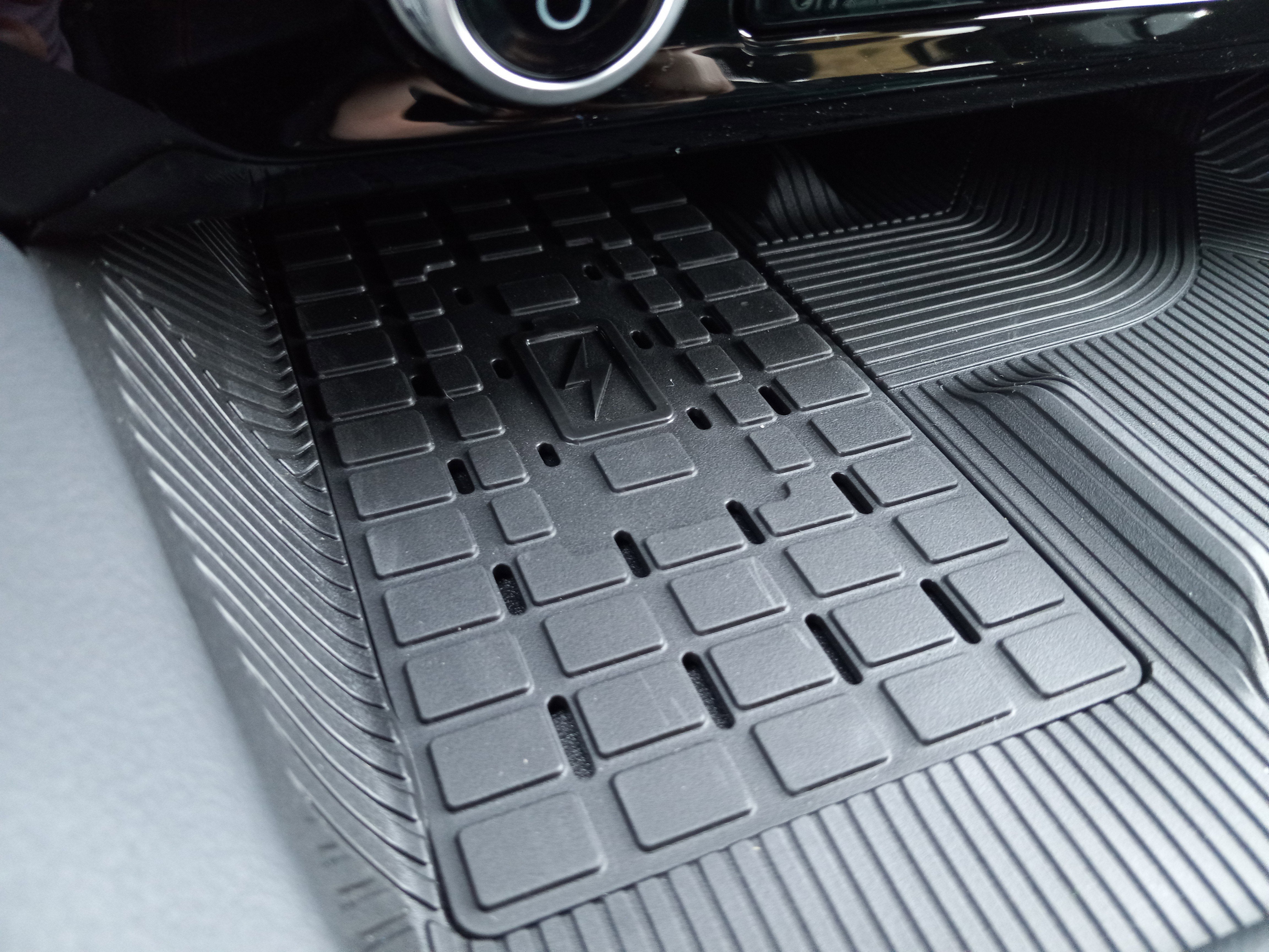 2025 Ford Explorer ST 4WD