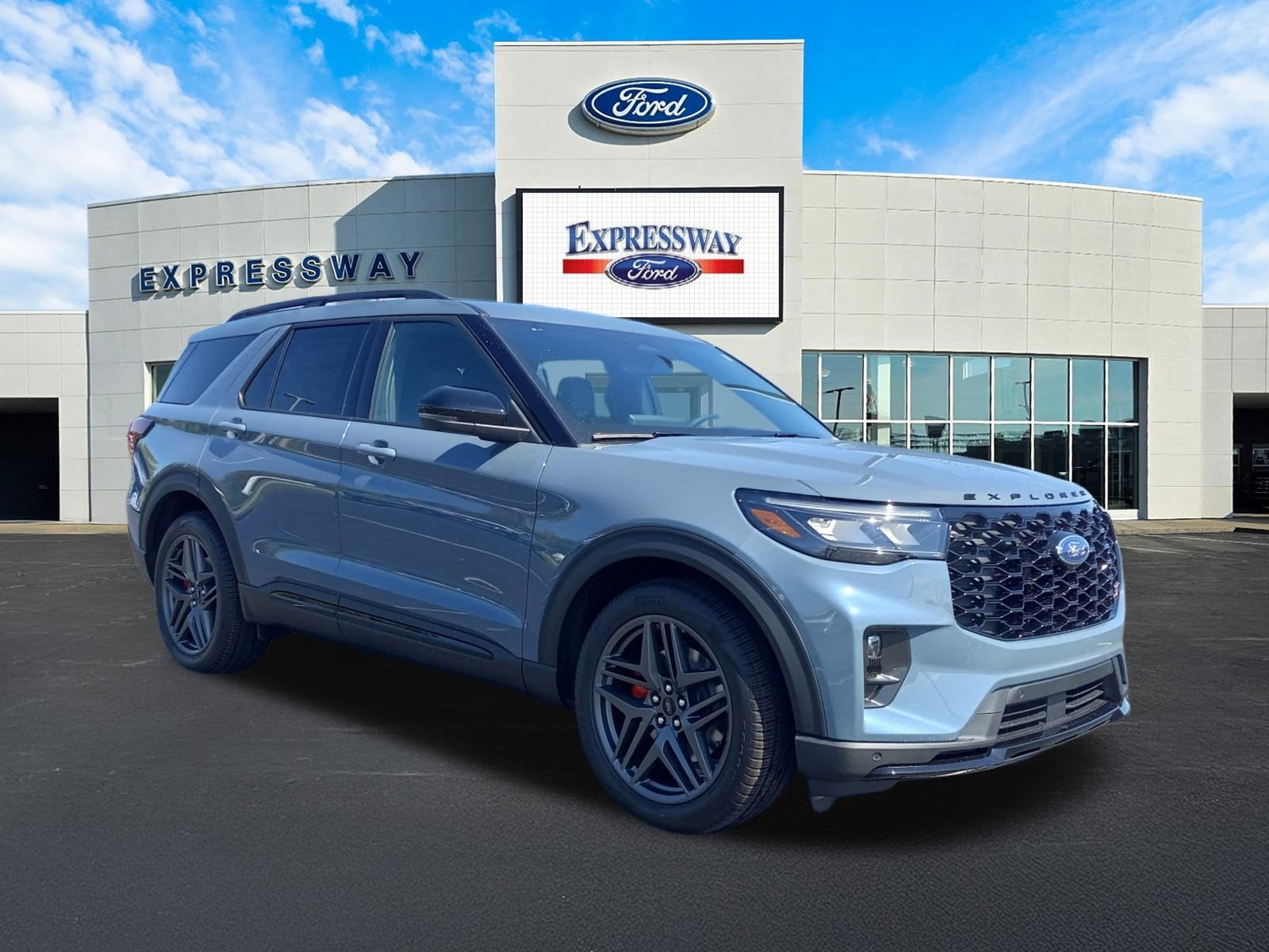 2025 Ford Explorer ST 4WD