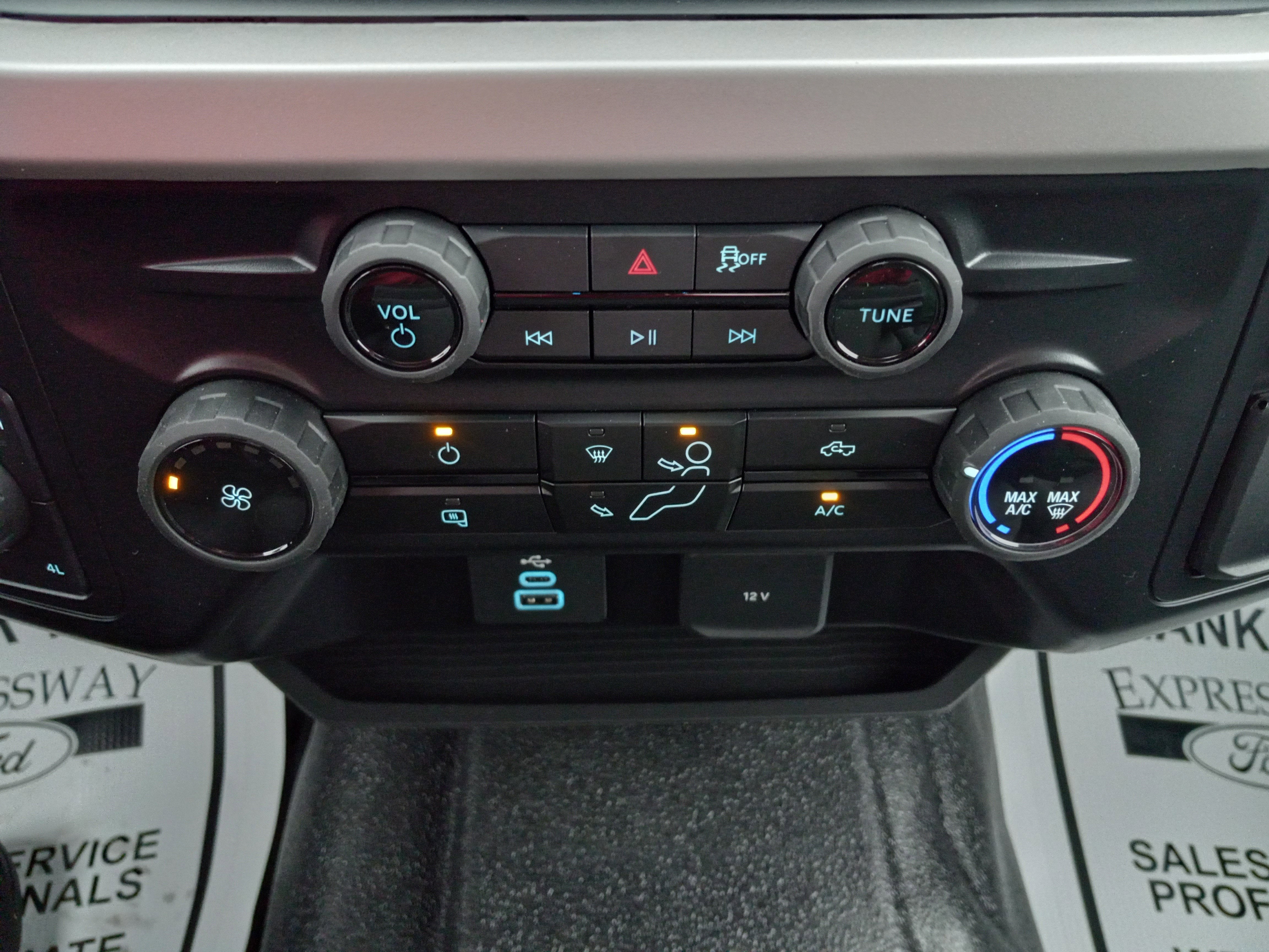 2026 Ford Super Duty F-250 SRW XL 4WD Crew Cab 6.75' Box