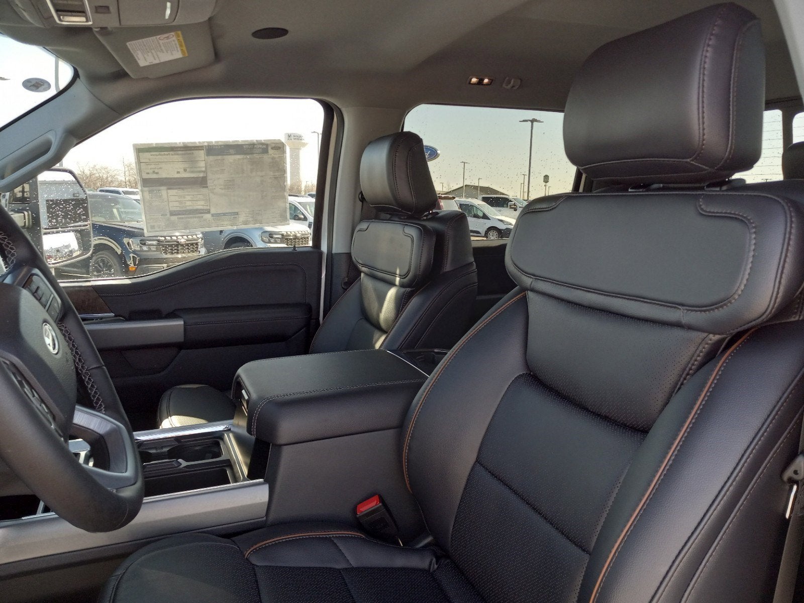 2025 Ford Super Duty F-250 SRW F-250® Lariat®