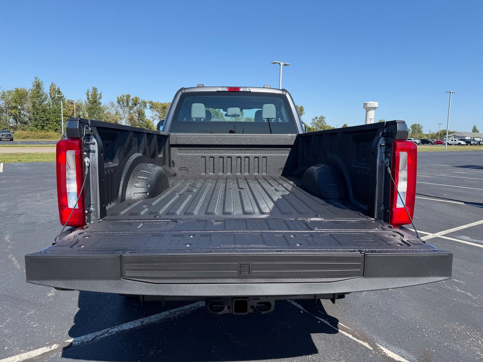 2027 Ford Super Duty F-250 SRW XL