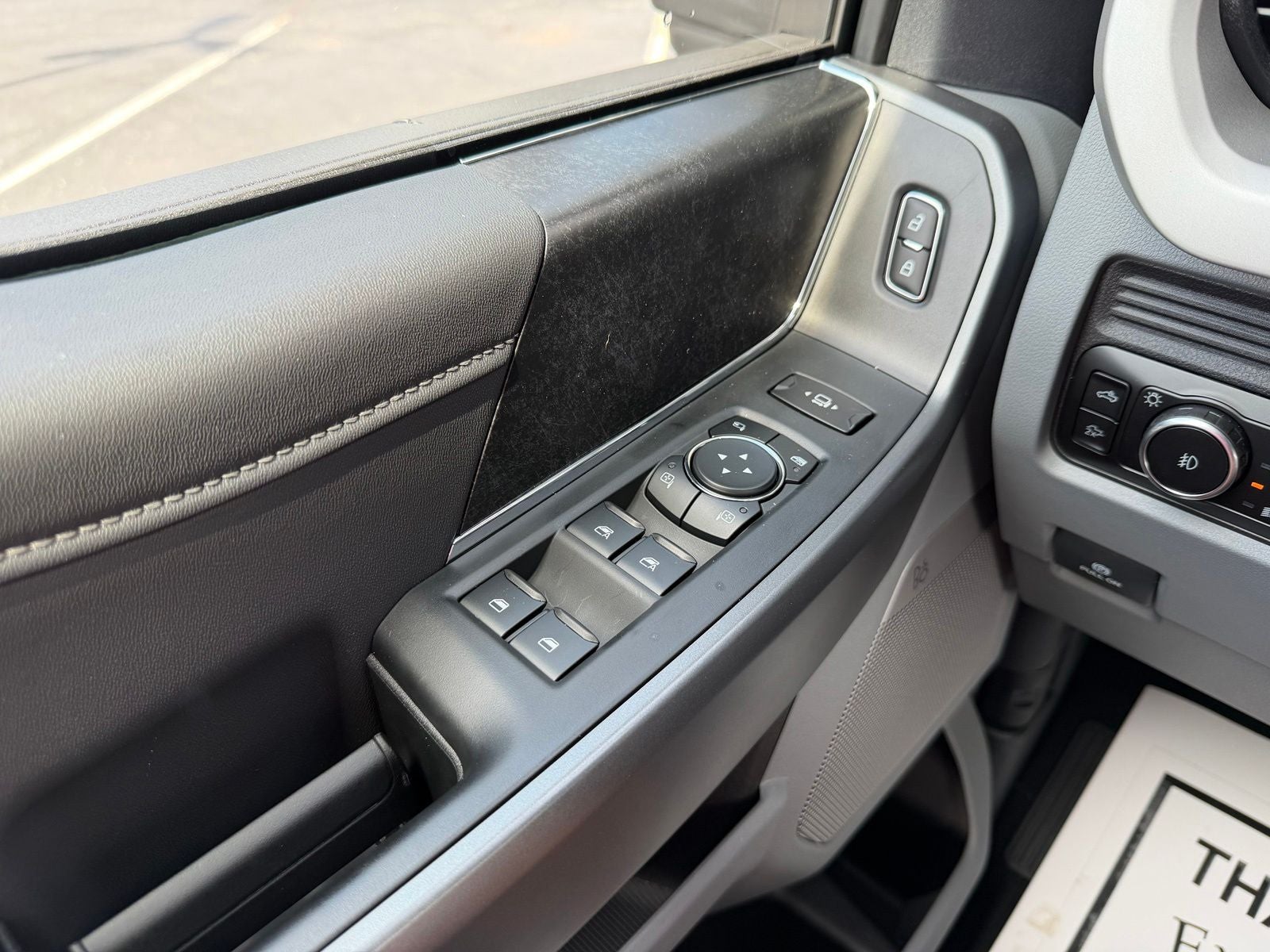 2027 Ford Super Duty F-250 SRW XLT