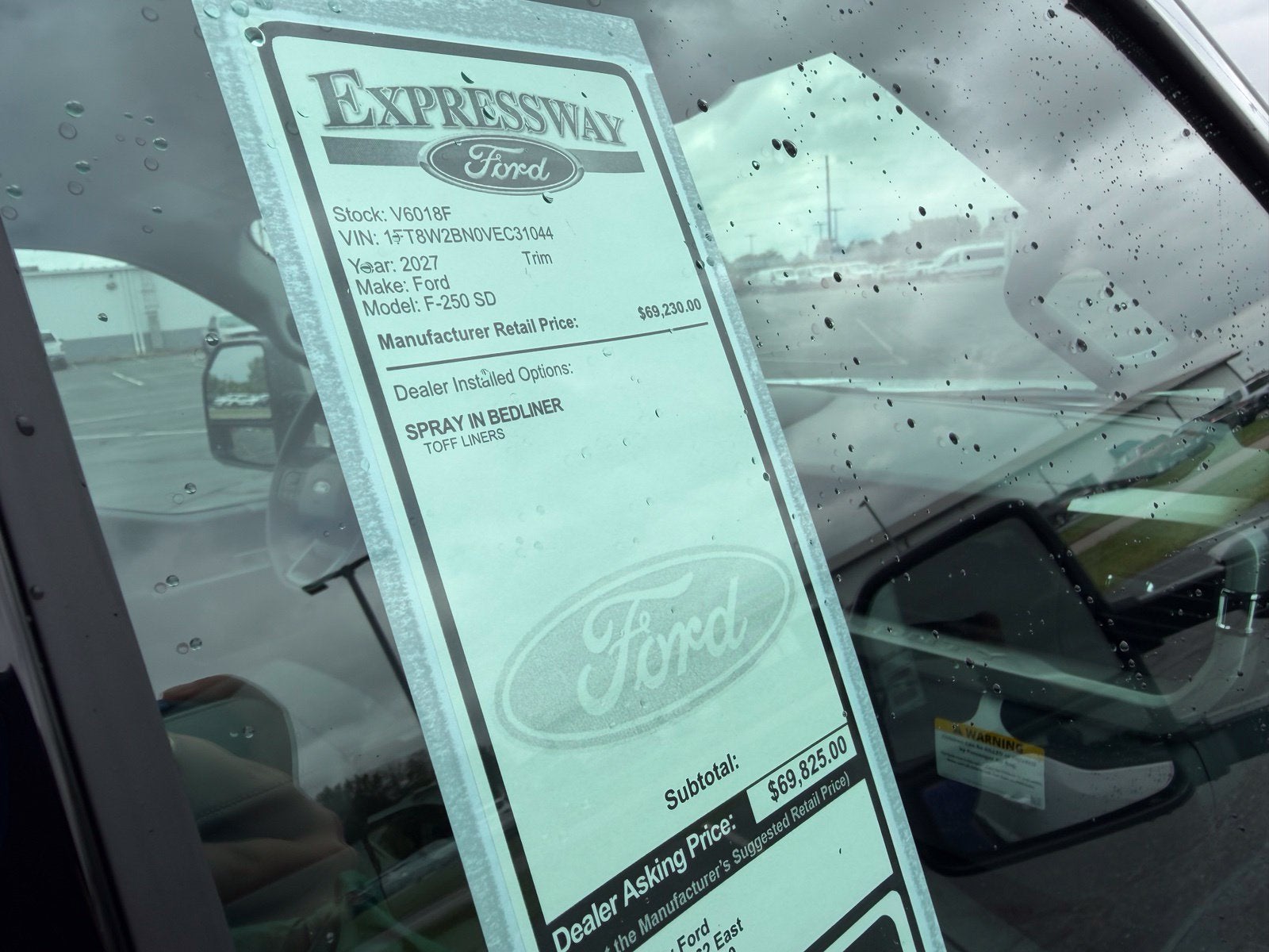 2027 Ford Super Duty F-250 SRW XLT