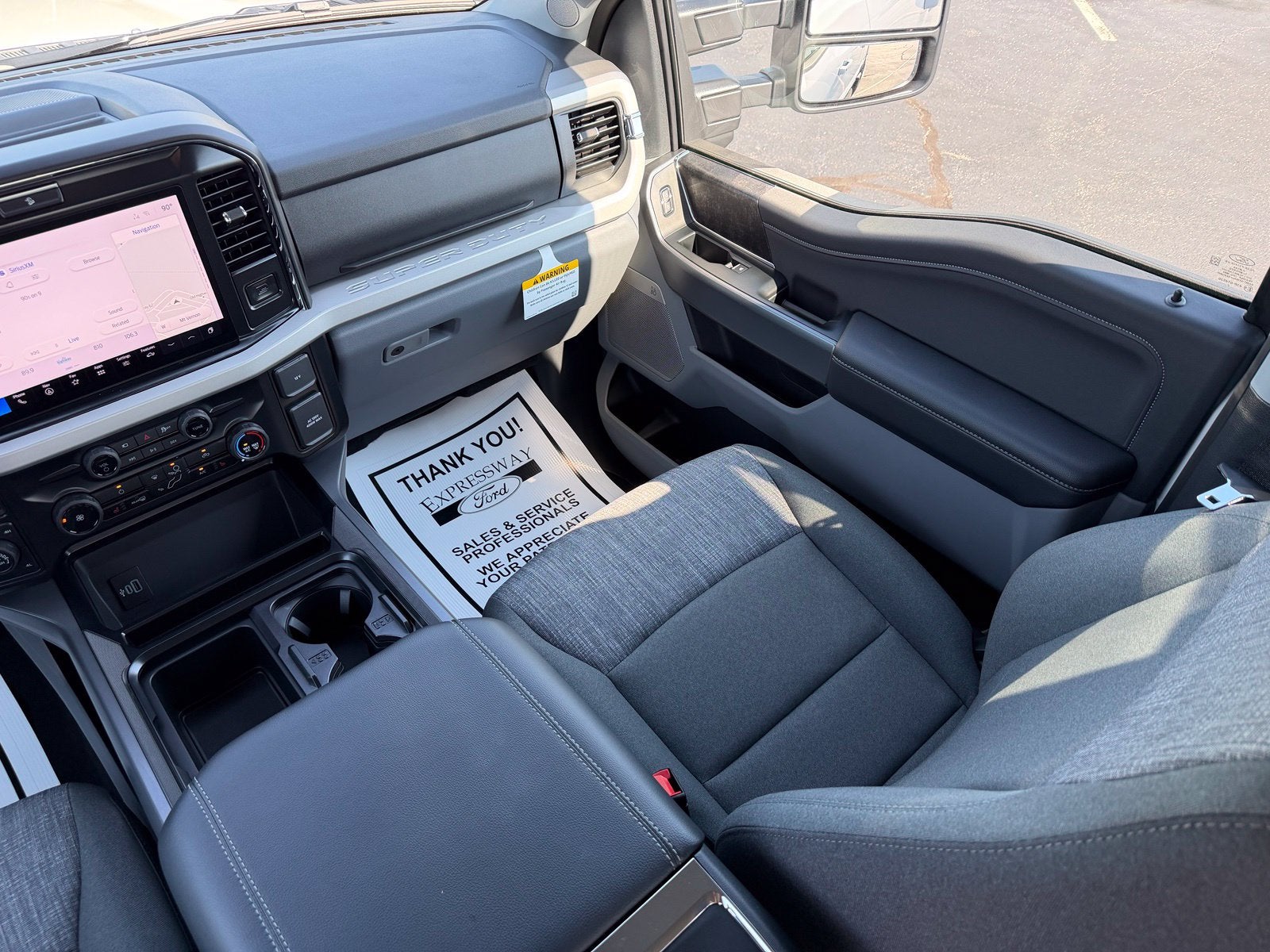 2027 Ford Super Duty F-250 SRW XLT