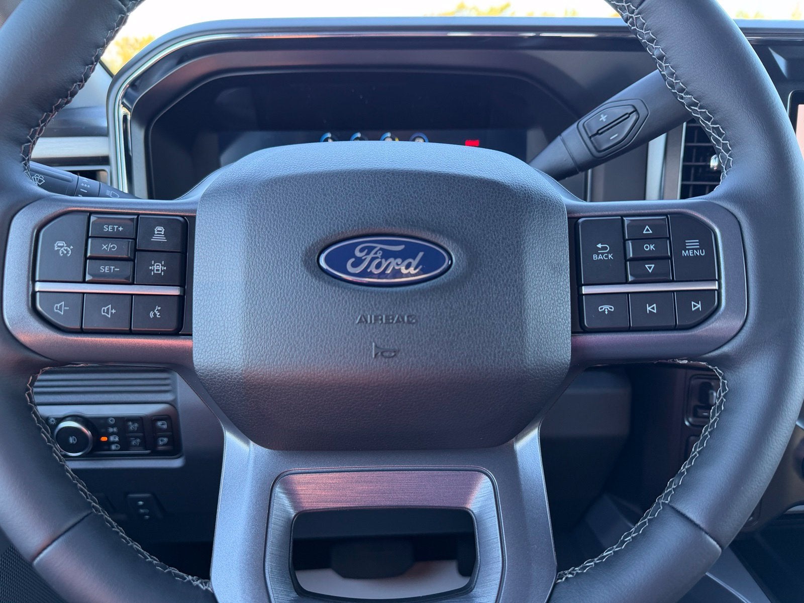 2027 Ford Super Duty F-250 SRW Lariat