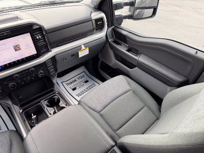2027 Ford Super Duty F-250 SRW XLT