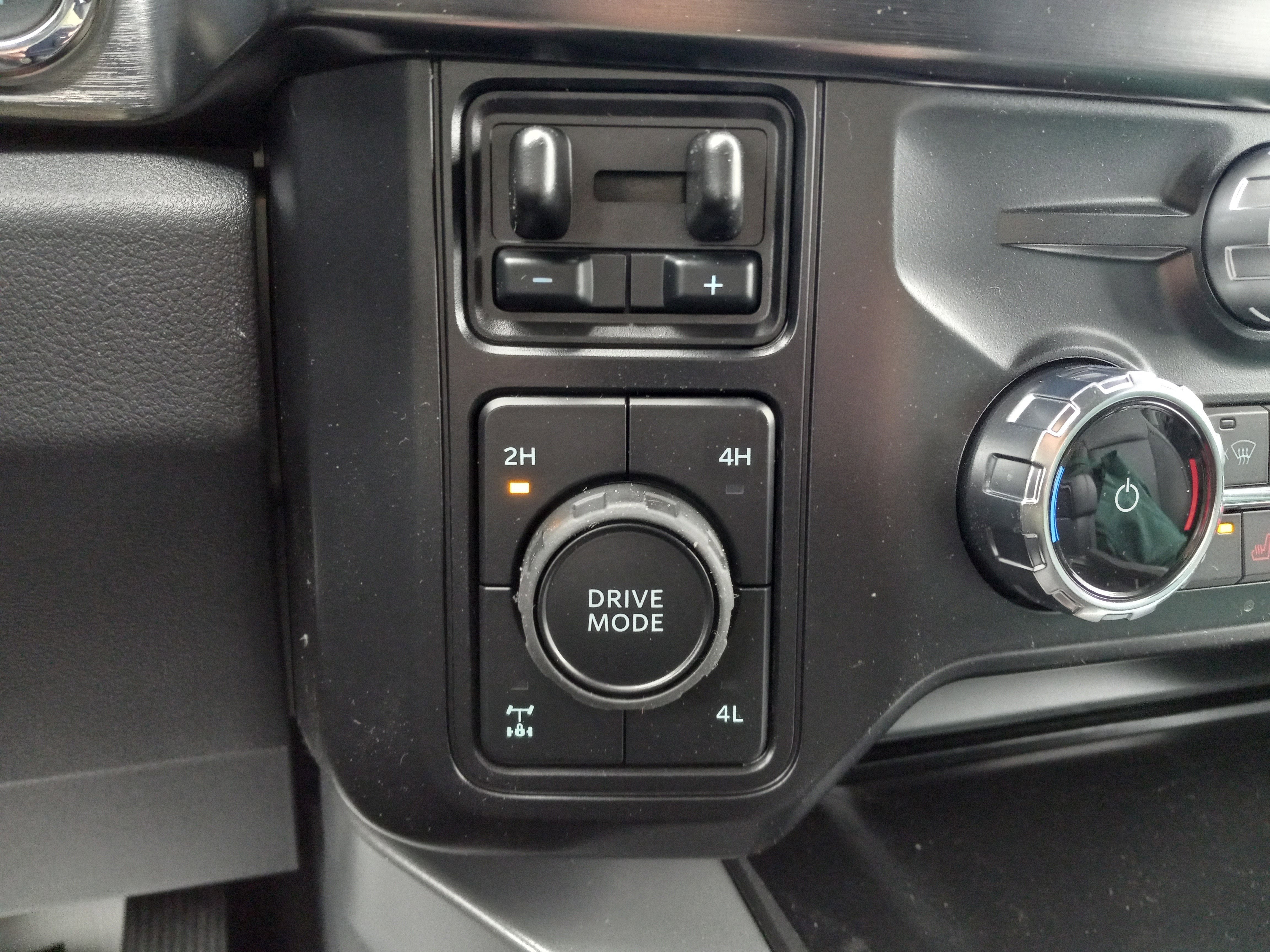 2026 Ford Super Duty F-250 SRW LARIAT 4WD Crew Cab 6.75' Box