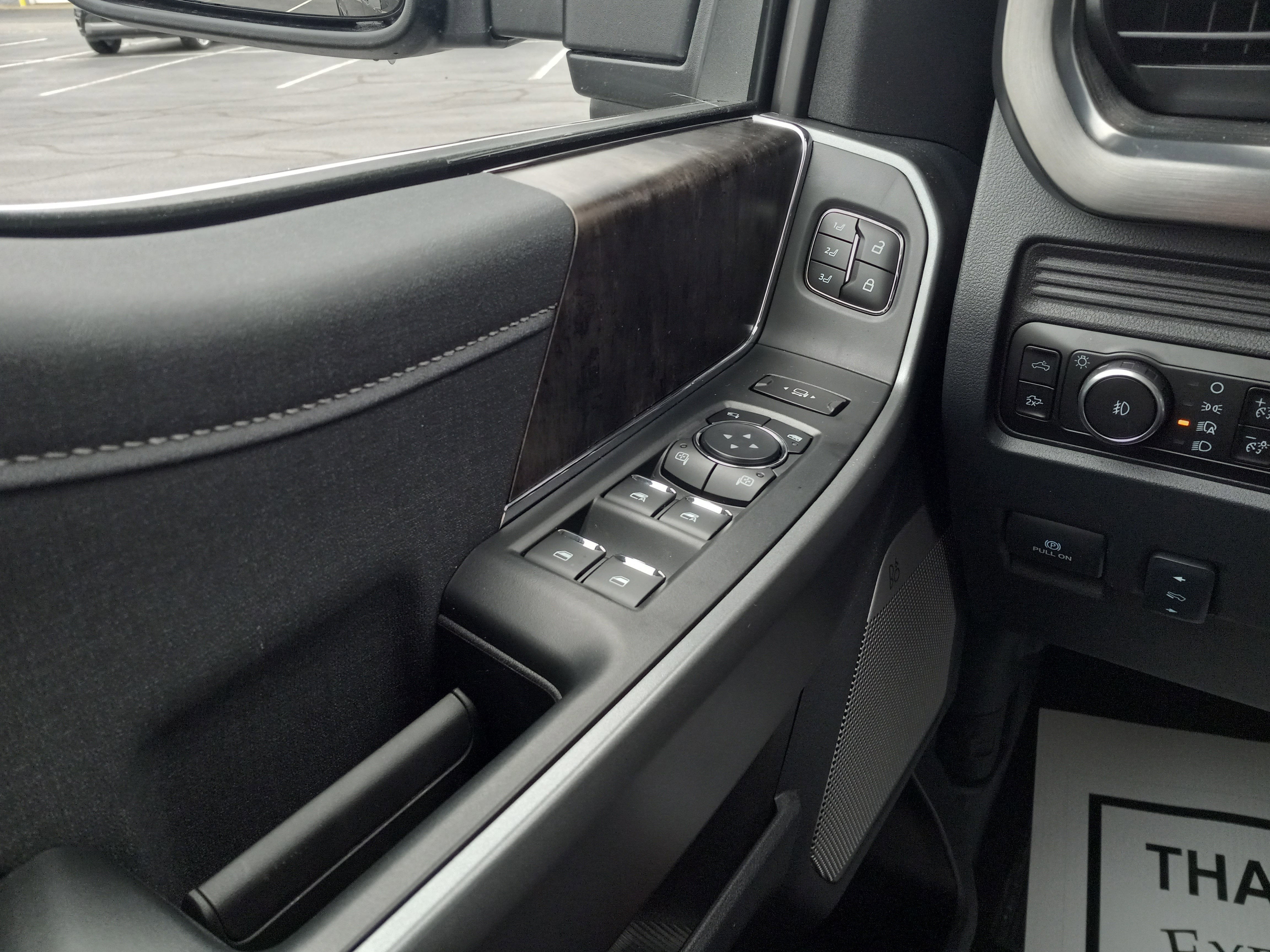 2026 Ford Super Duty F-250 SRW LARIAT 4WD Crew Cab 6.75' Box