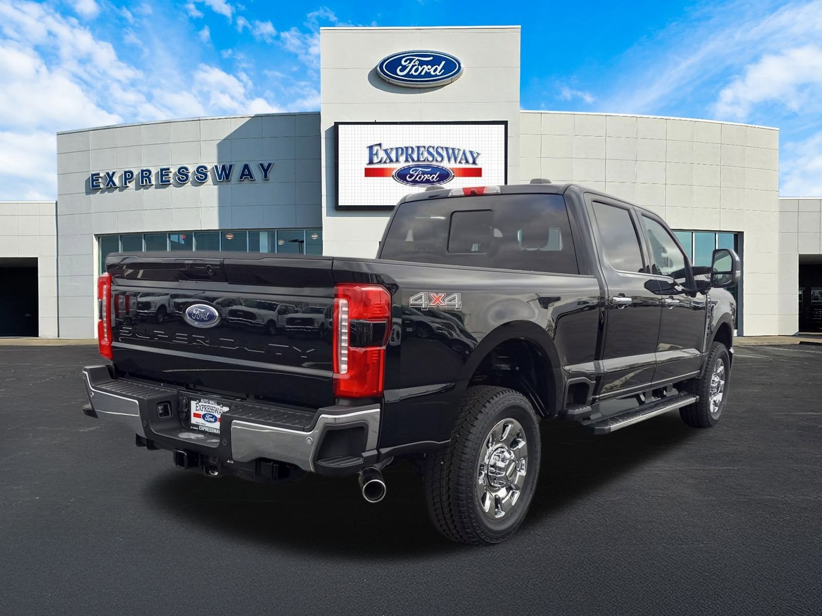 2026 Ford Super Duty F-250 SRW LARIAT 4WD Crew Cab 6.75' Box