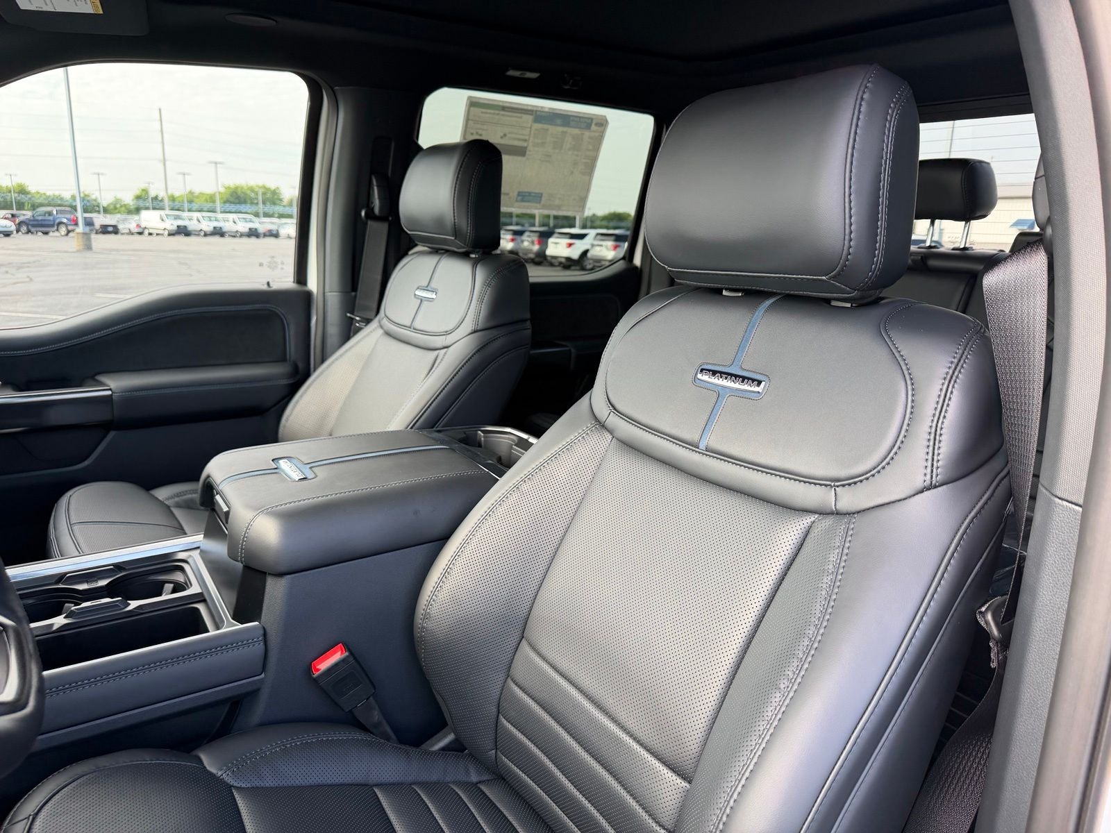 2026 Ford Super Duty F-250 SRW Platinum