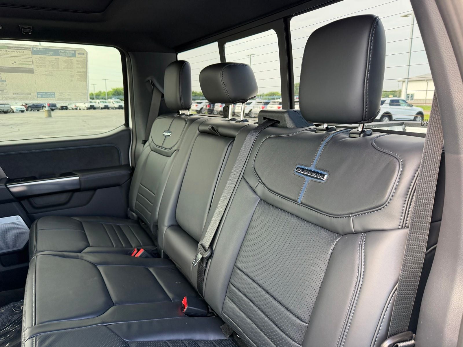 2026 Ford Super Duty F-250 SRW Platinum