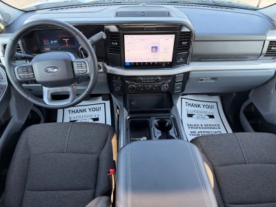 2027 Ford Super Duty F-250 SRW XLT