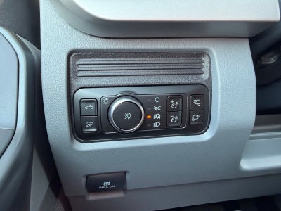 2027 Ford Super Duty F-250 SRW XLT