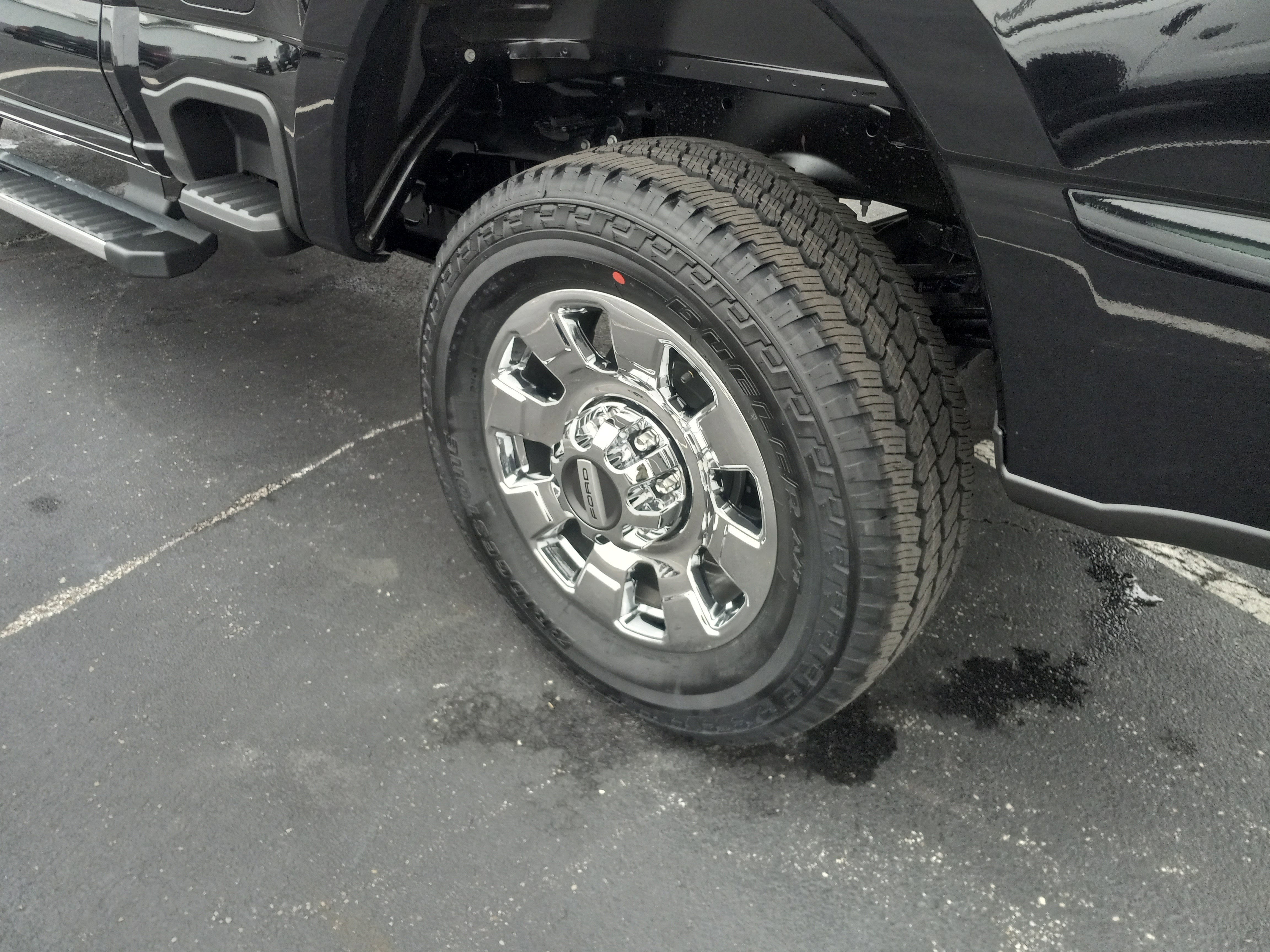 2026 Ford Super Duty F-250 SRW LARIAT 4WD Crew Cab 6.75' Box