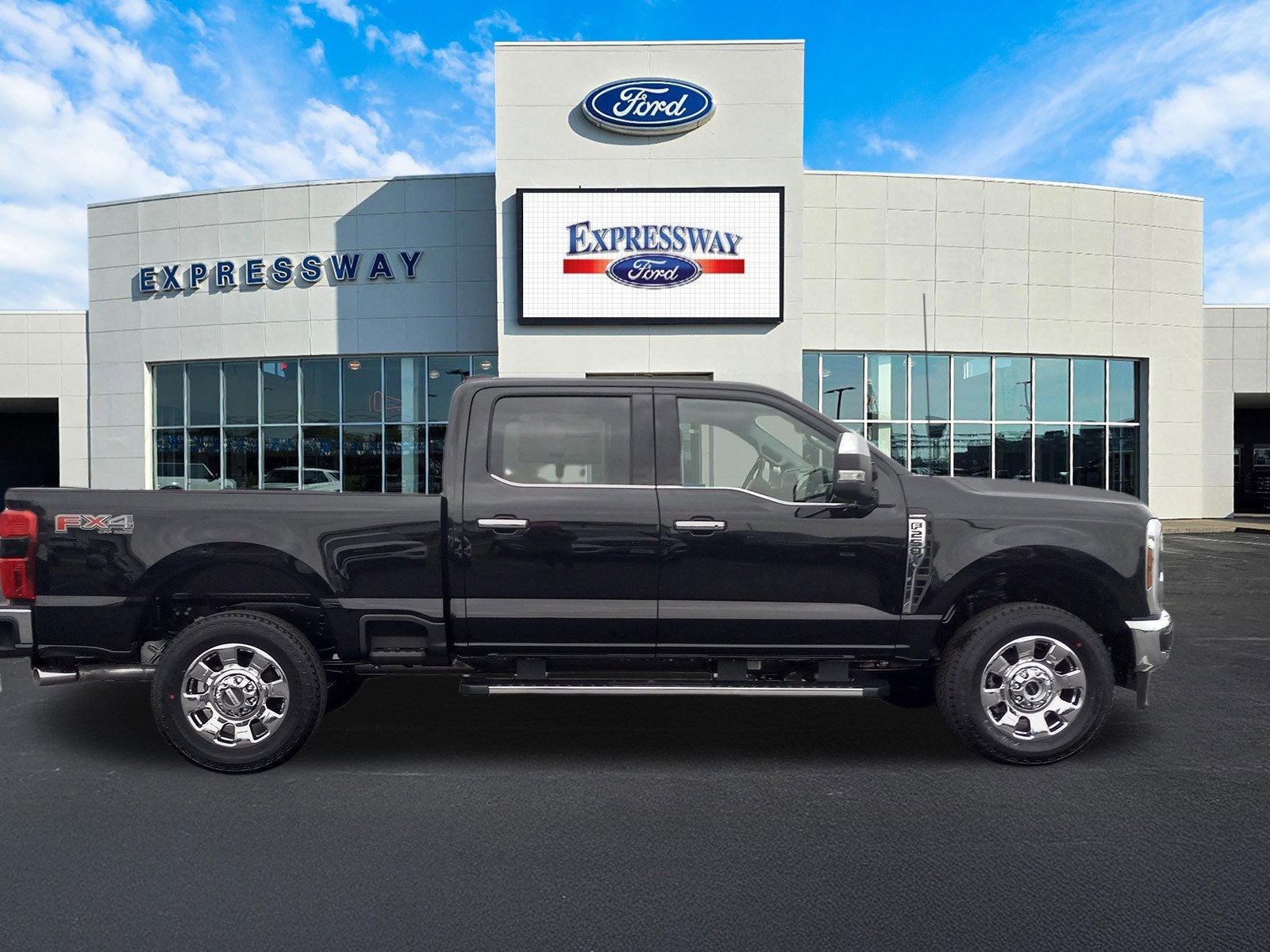 2026 Ford Super Duty F-250 SRW LARIAT 4WD Crew Cab 6.75' Box