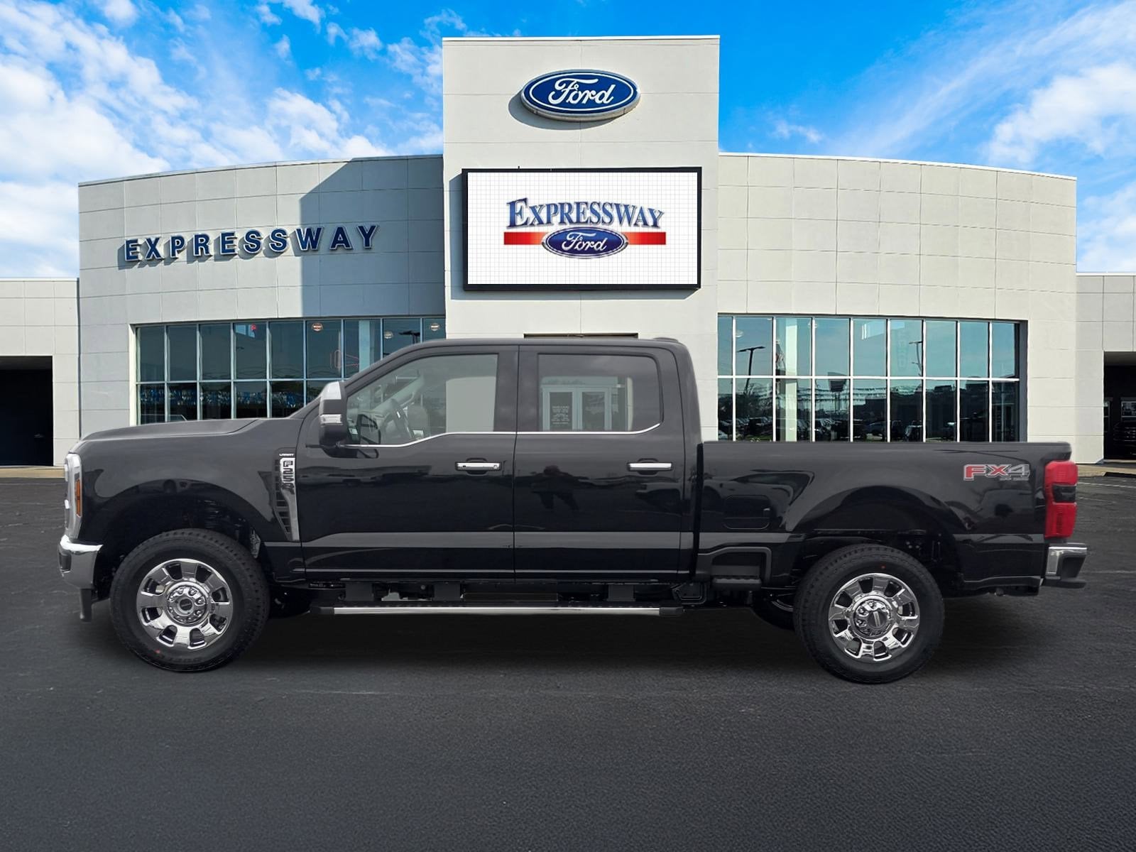 2026 Ford Super Duty F-250 SRW LARIAT 4WD Crew Cab 6.75' Box