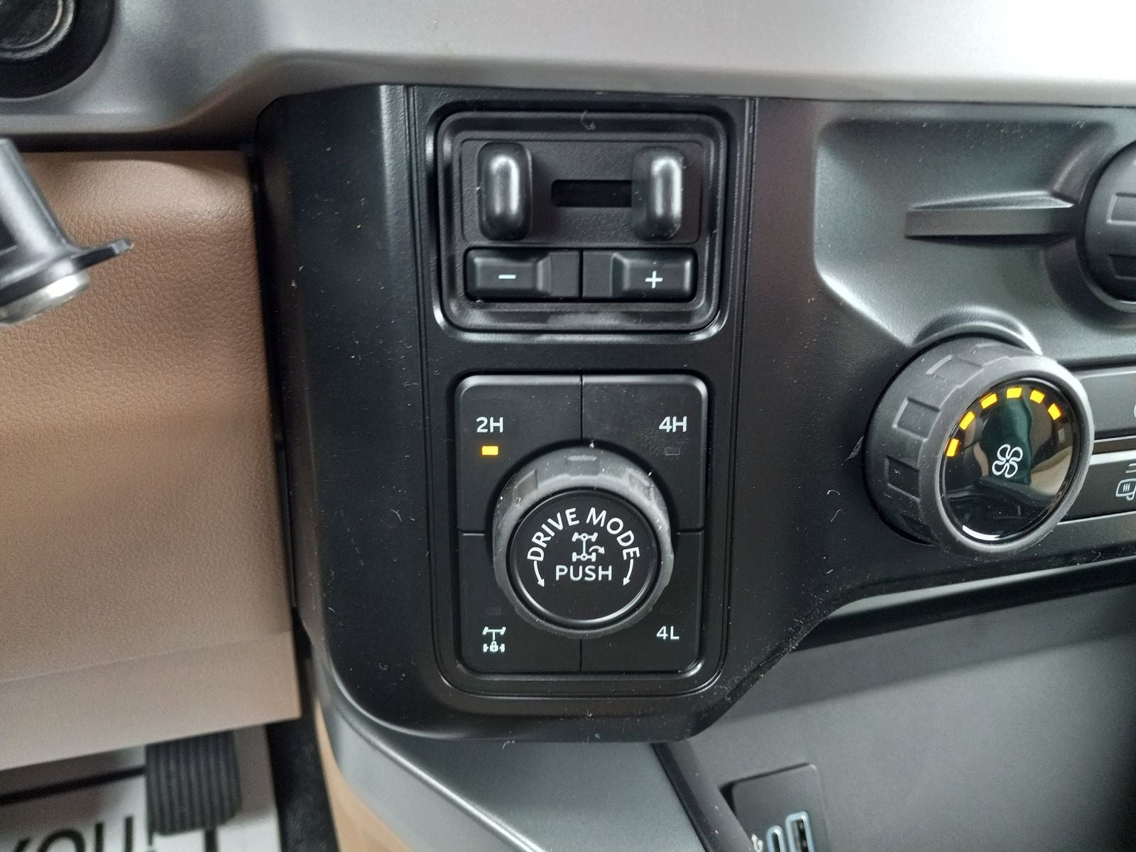 2026 Ford Super Duty F-250 SRW XLT 4WD Crew Cab 6.75' Box