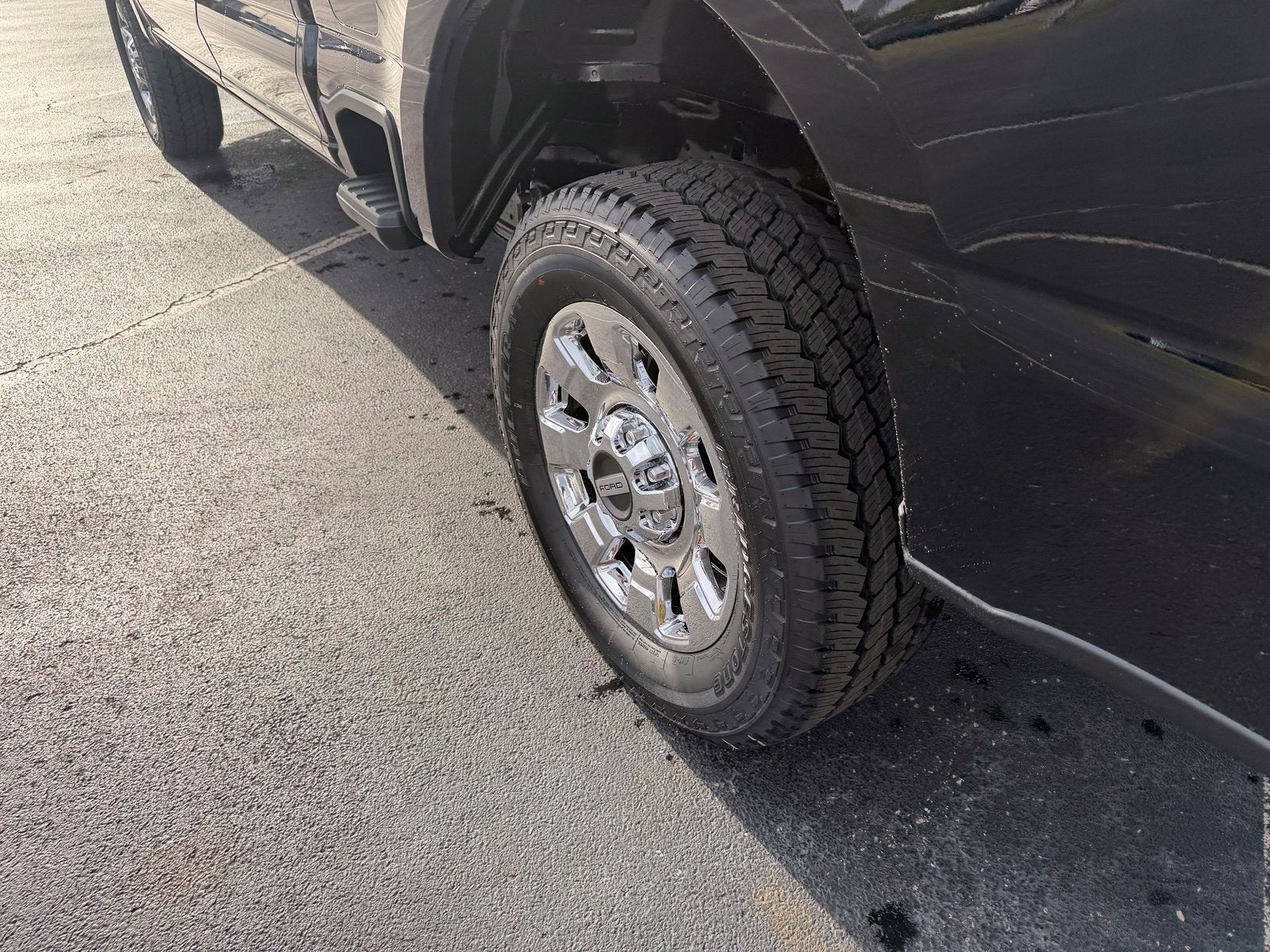 2027 Ford Super Duty F-250 SRW Lariat