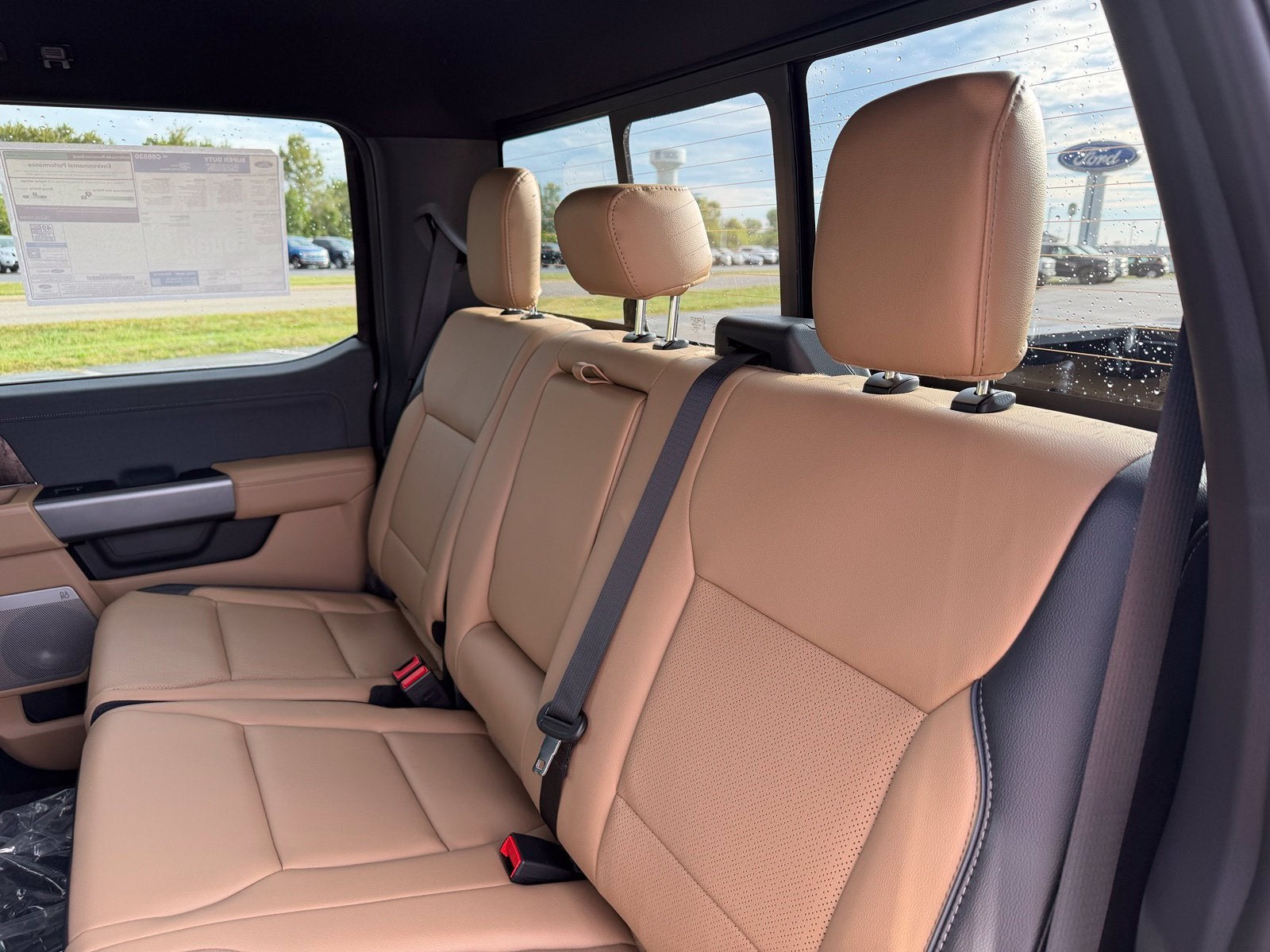 2027 Ford Super Duty F-250 SRW Lariat