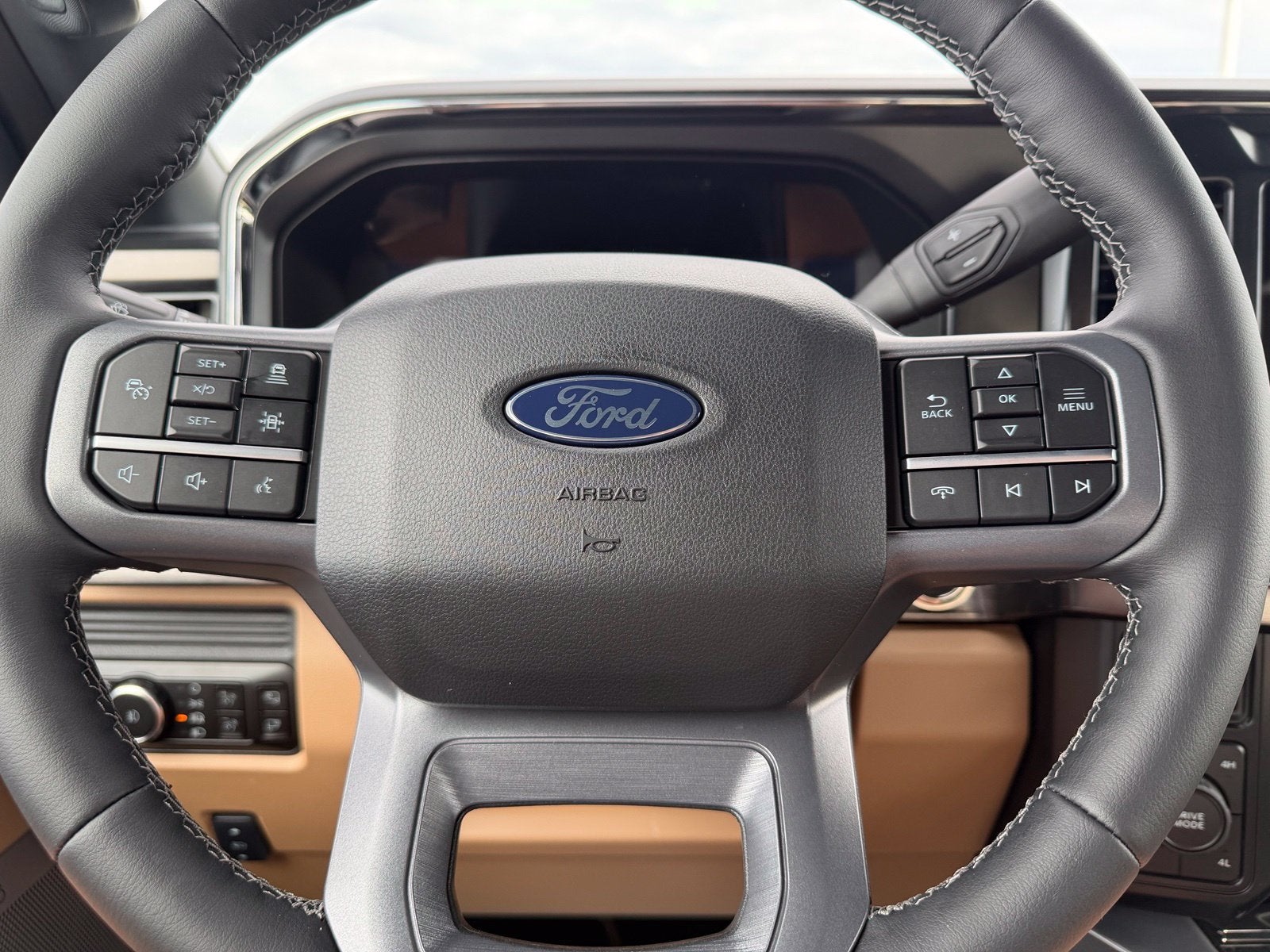 2027 Ford Super Duty F-250 SRW Lariat
