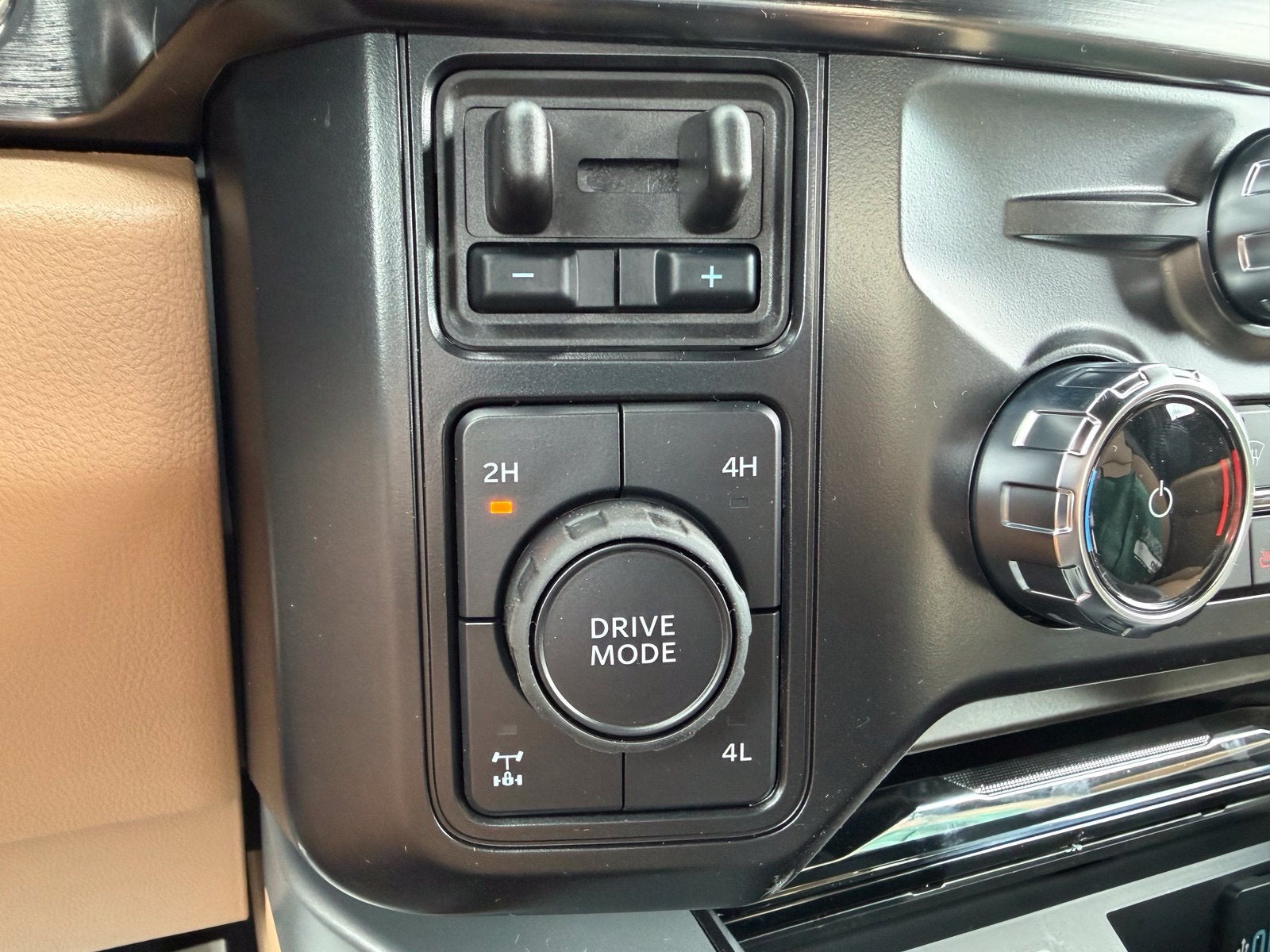2027 Ford Super Duty F-250 SRW Lariat