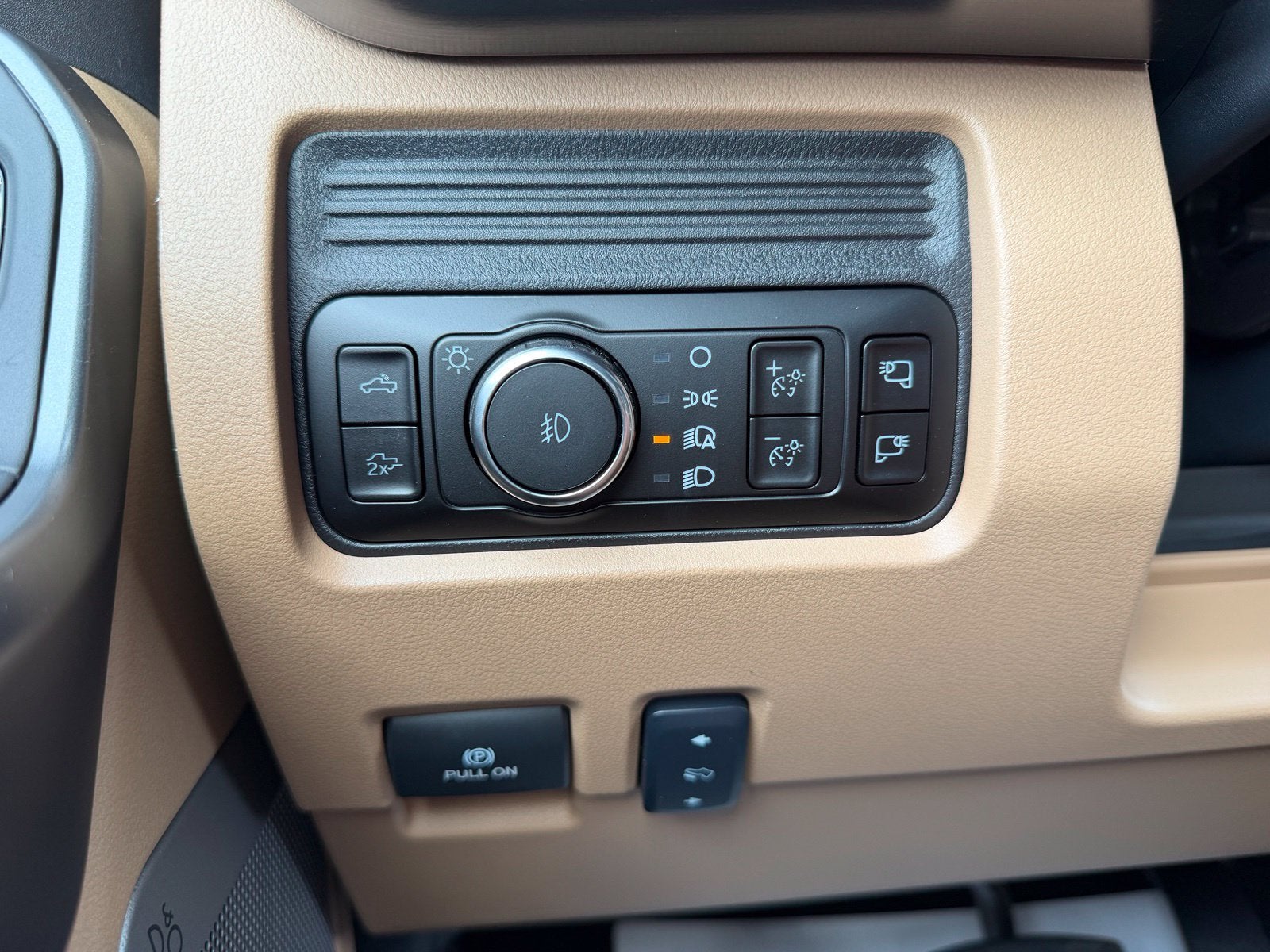 2027 Ford Super Duty F-250 SRW Lariat