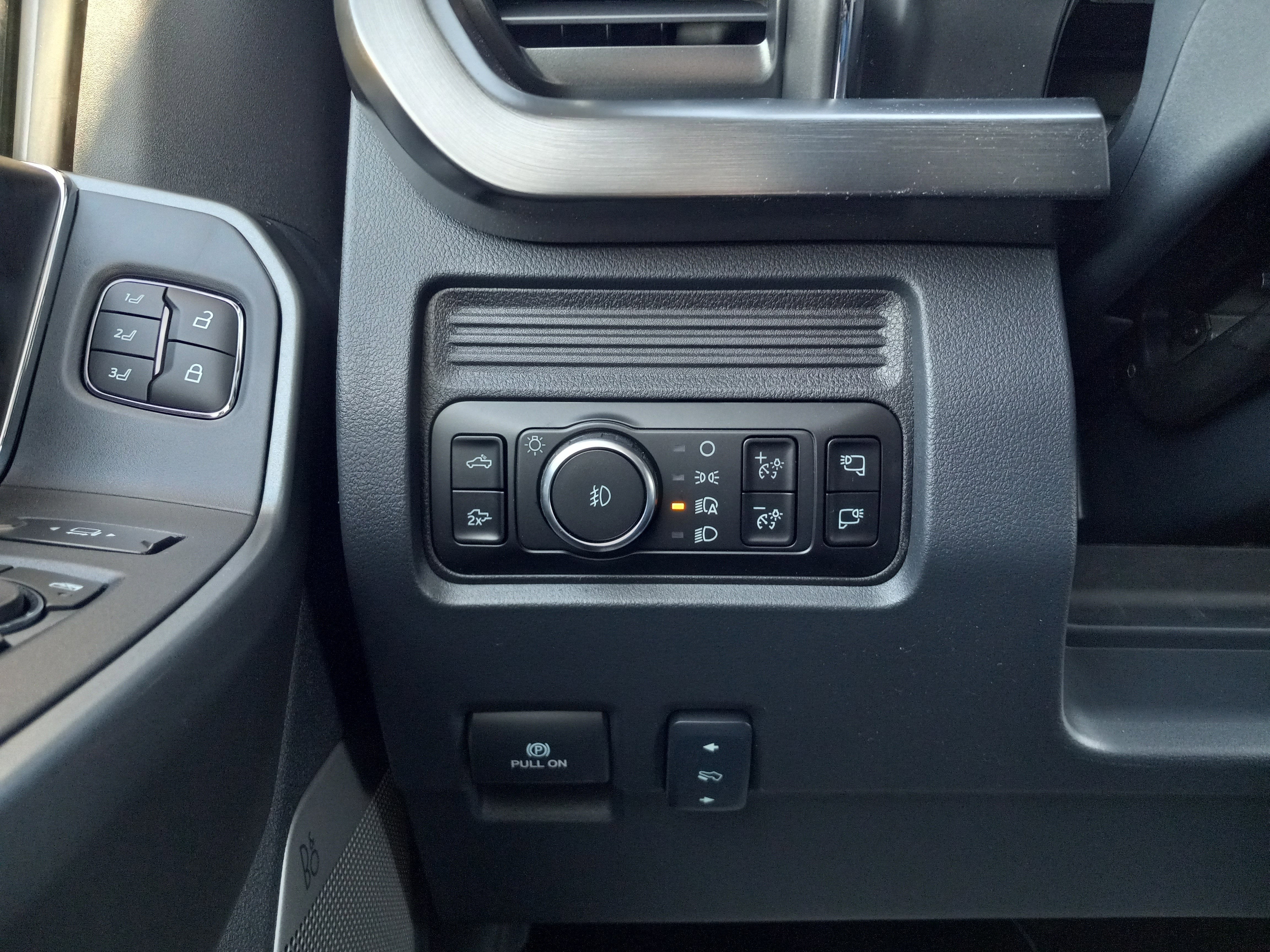 2026 Ford Super Duty F-250 SRW LARIAT 4WD Crew Cab 6.75' Box