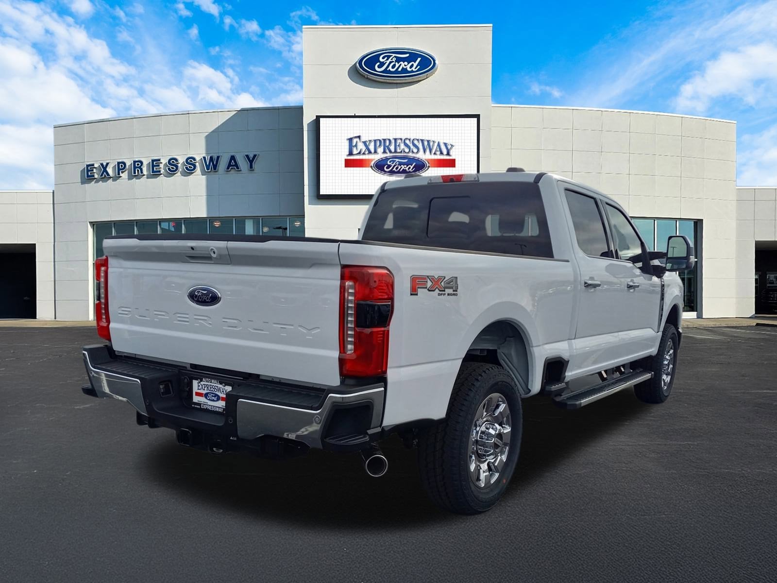 2026 Ford Super Duty F-250 SRW LARIAT 4WD Crew Cab 6.75' Box