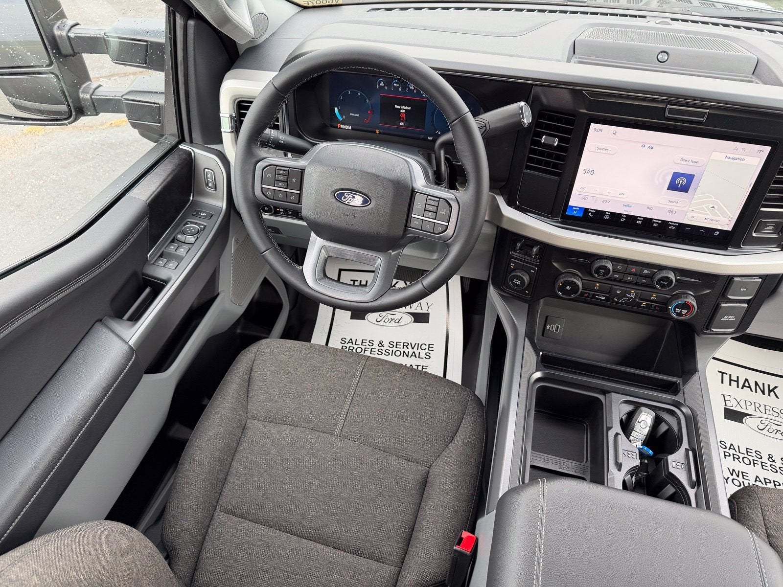 2027 Ford Super Duty F-250 SRW XLT