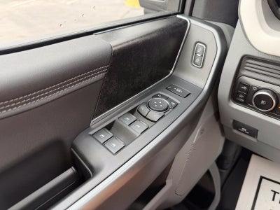 2027 Ford Super Duty F-250 SRW XLT