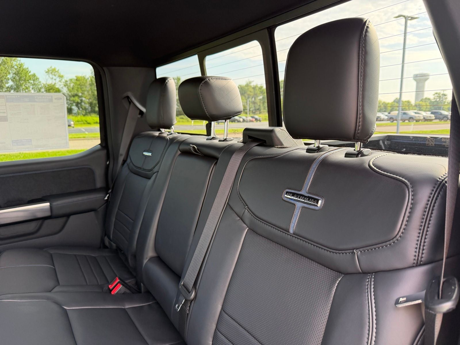 2026 Ford Super Duty F-250 SRW Platinum
