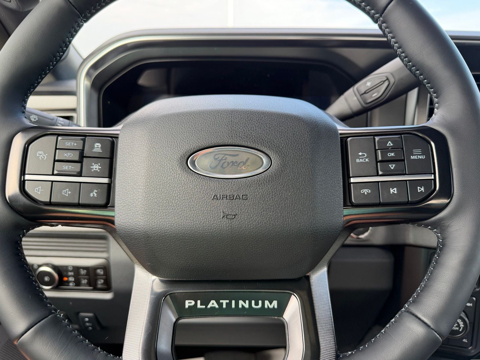 2026 Ford Super Duty F-250 SRW Platinum