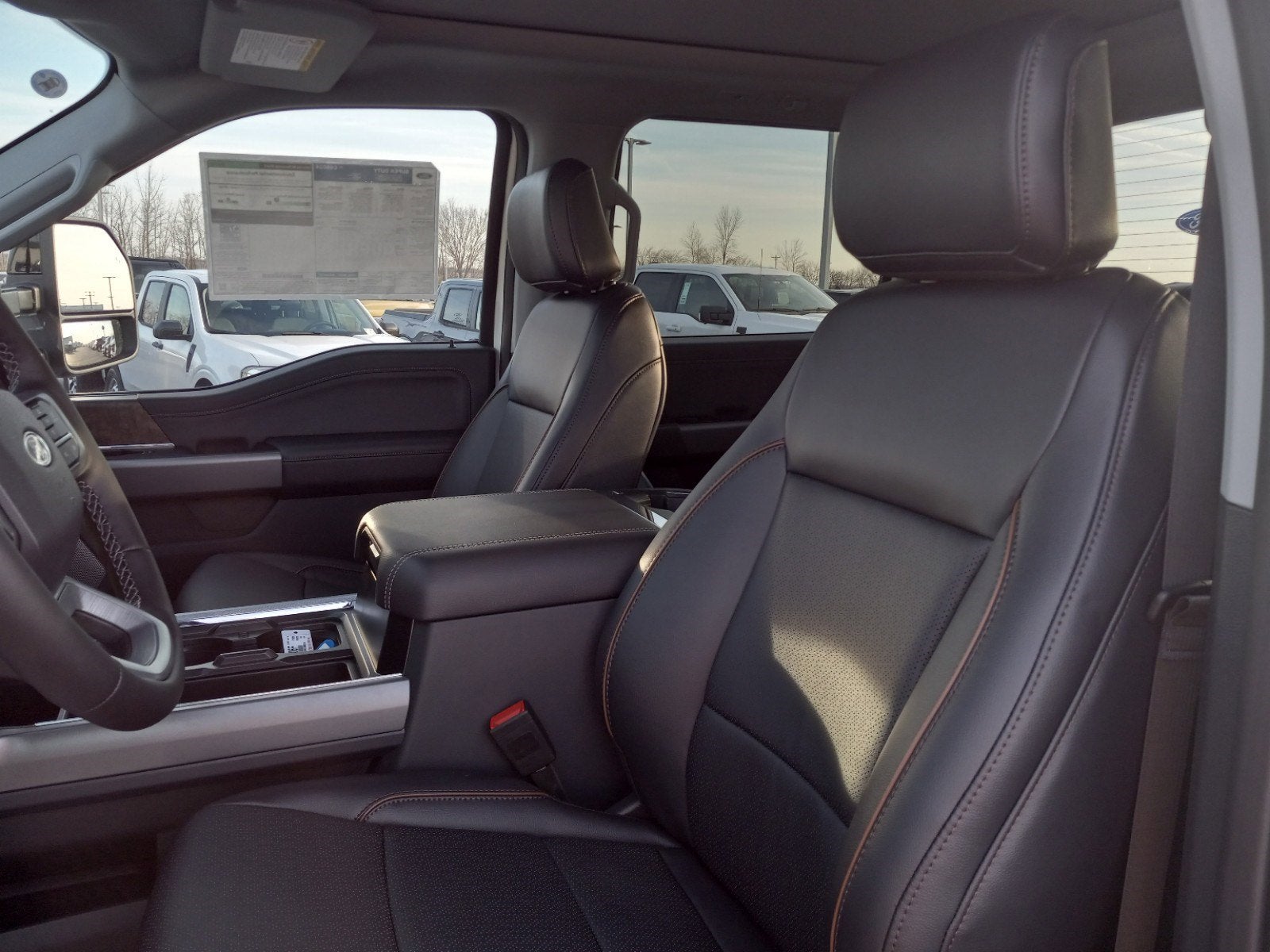 2025 Ford Super Duty F-250 SRW F-250® Lariat®